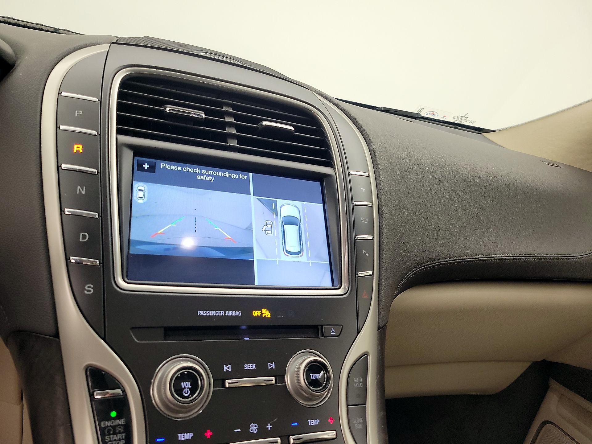 Thumbnail: 2017 Lincoln MKX - 13