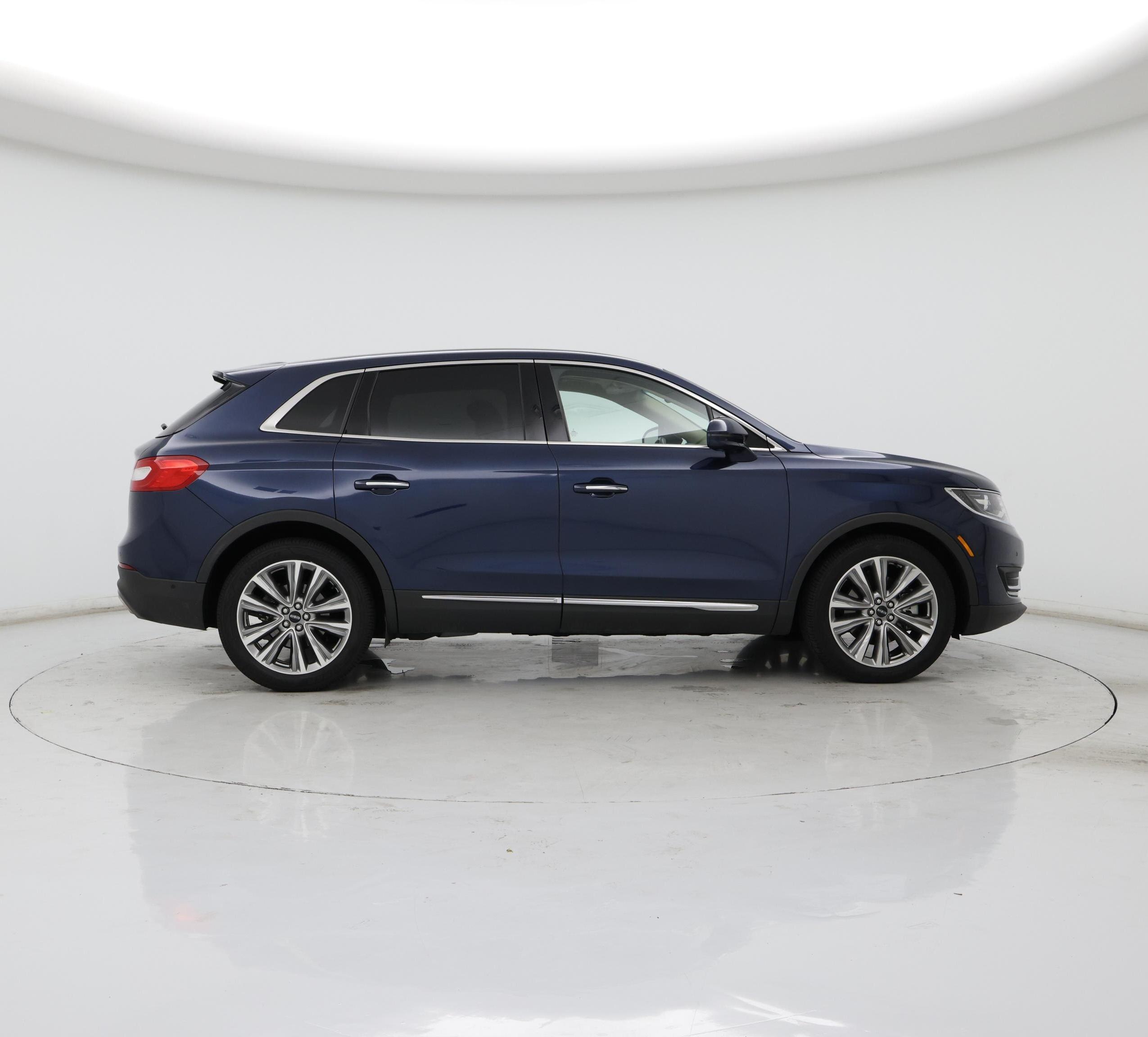 Thumbnail: 2017 Lincoln MKX - 7