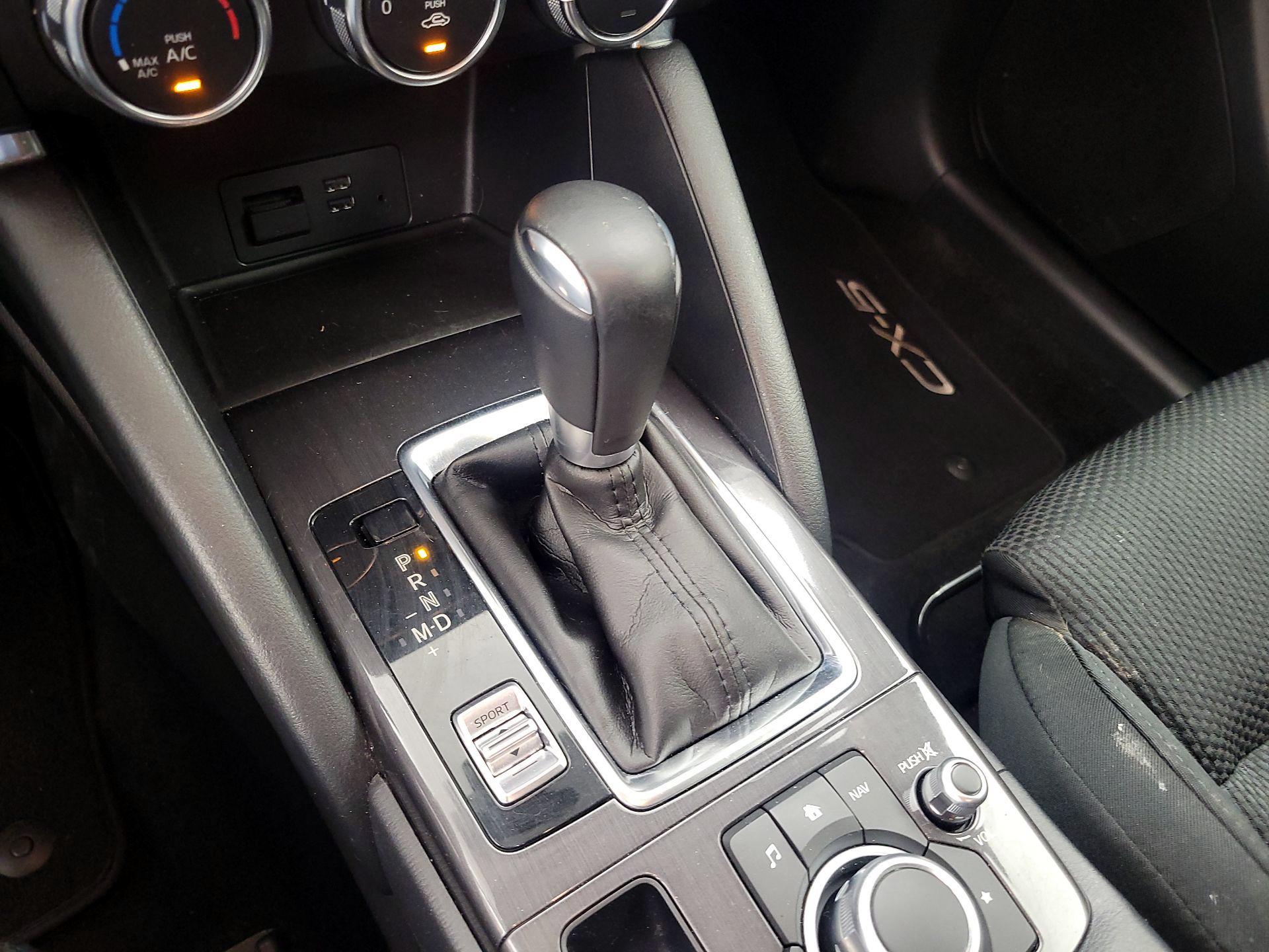 Thumbnail: 2016 Mazda CX-5 - 15
