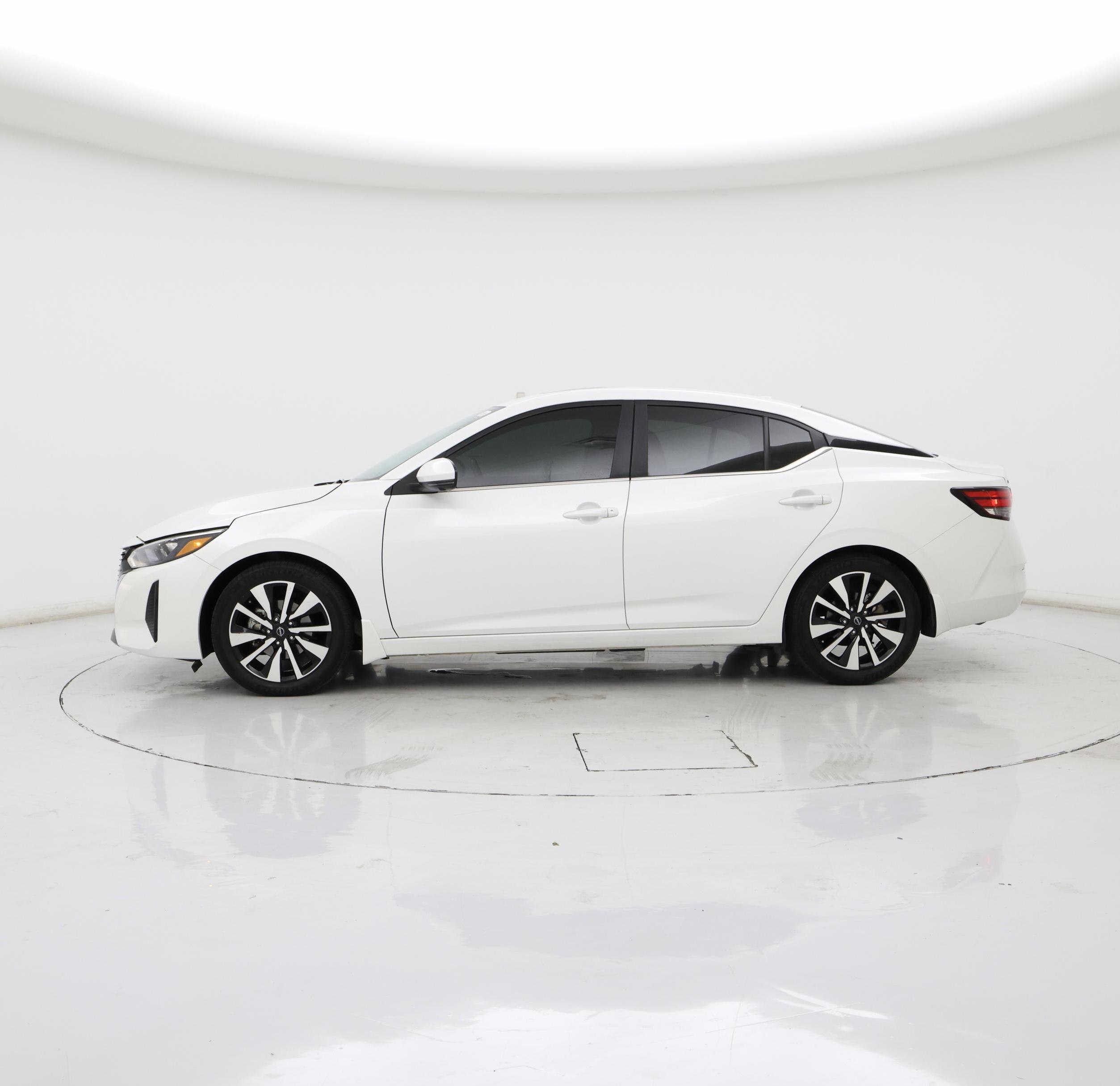 Thumbnail: 2024 Nissan Sentra - 3