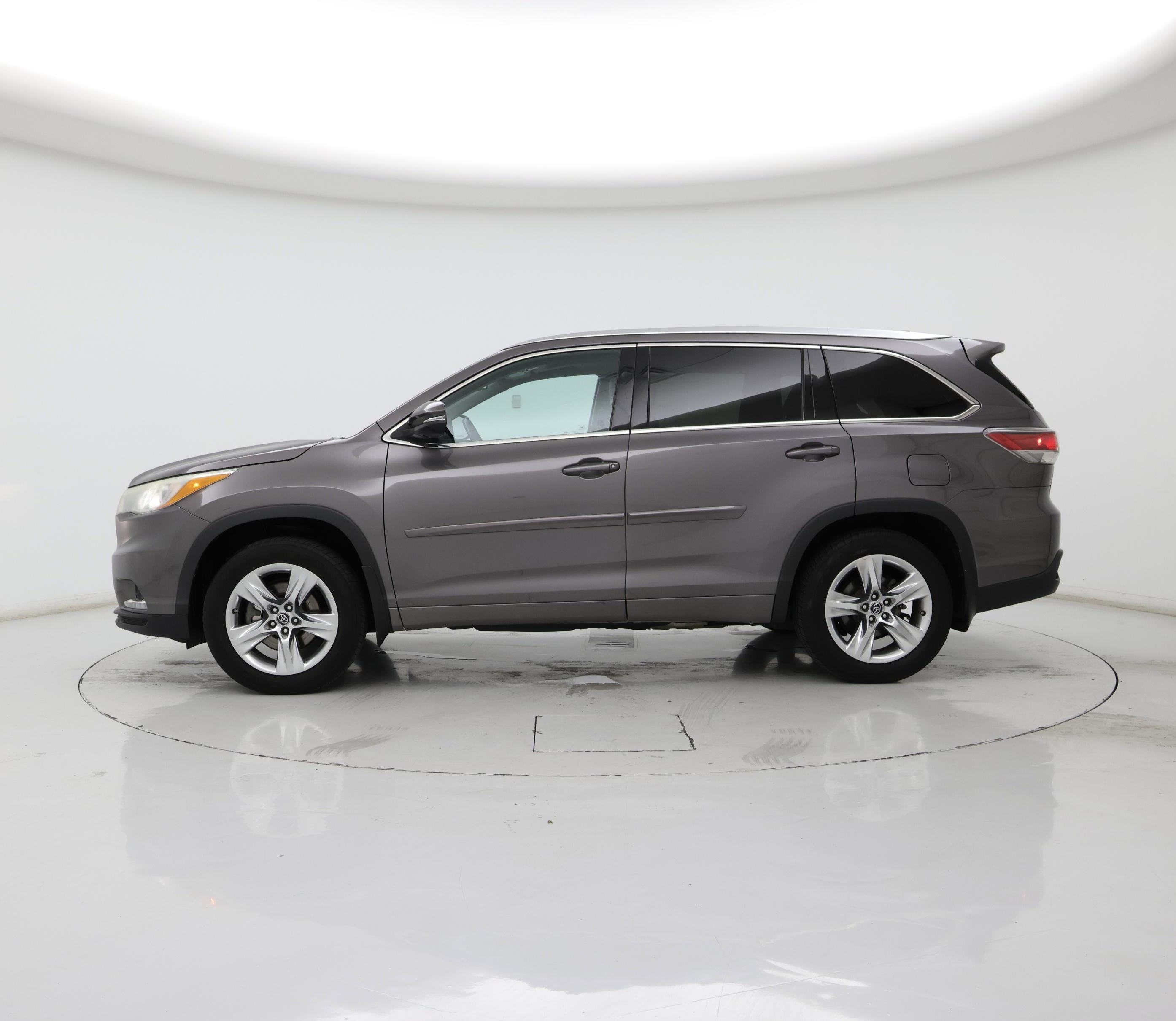 Thumbnail: 2016 Toyota Highlander - 3