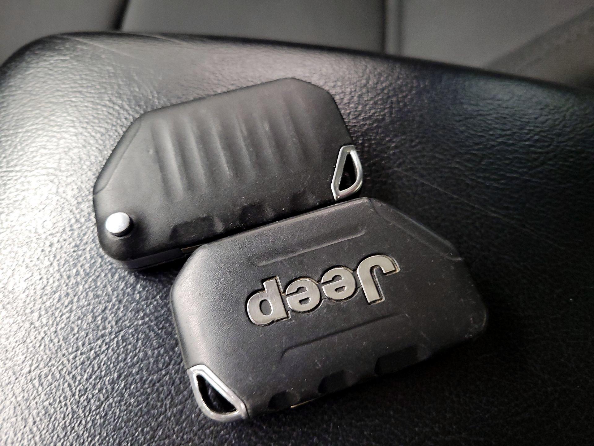 Thumbnail: 2018 Jeep Wrangler - 18