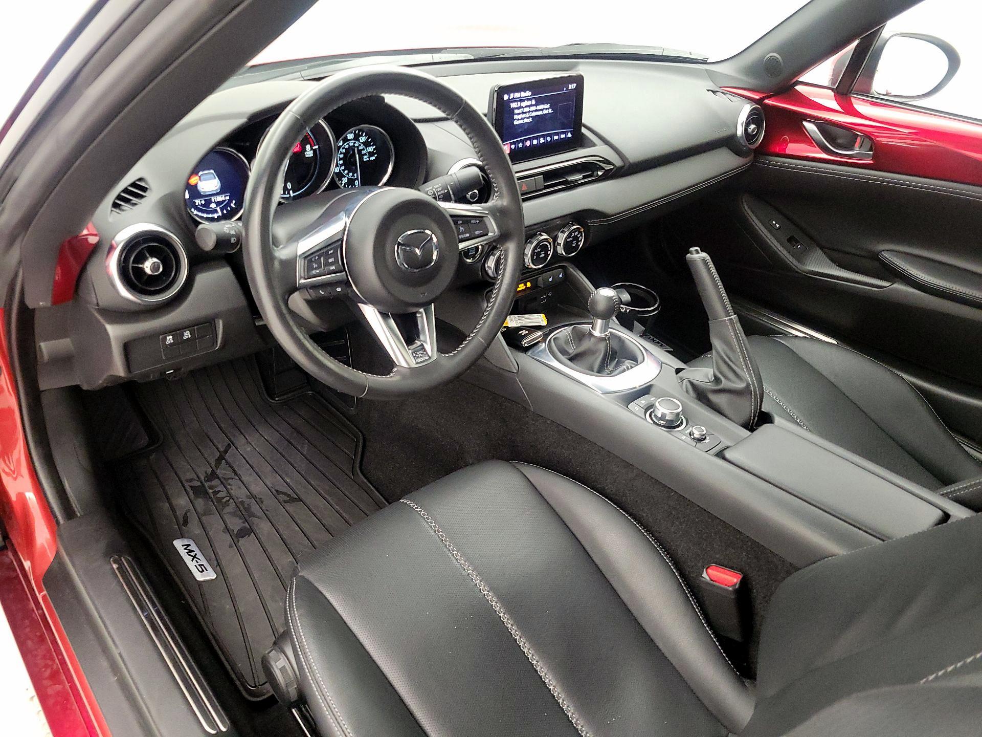 Thumbnail: 2022 Mazda MX-5 Miata - 9