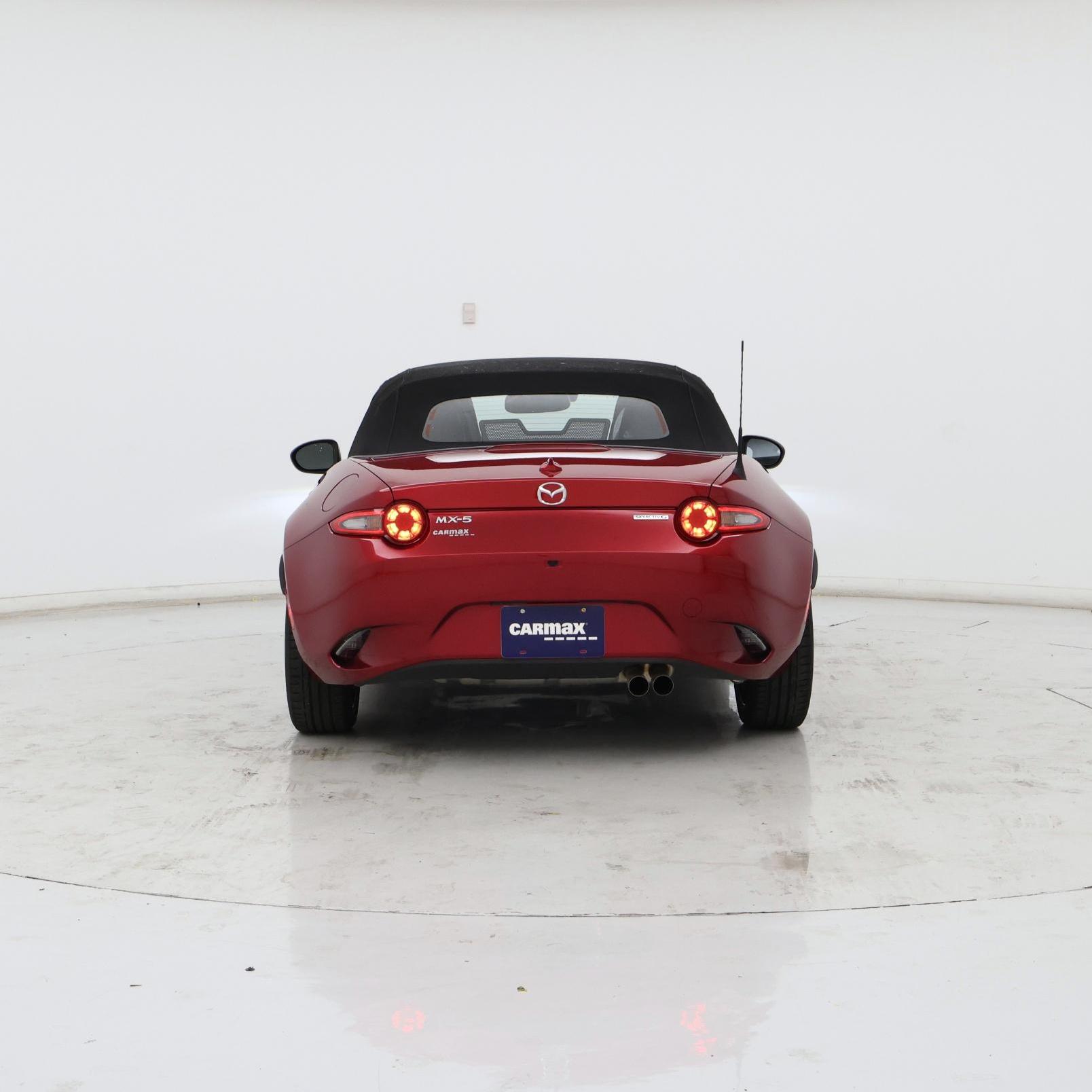 Thumbnail: 2022 Mazda MX-5 Miata - 6