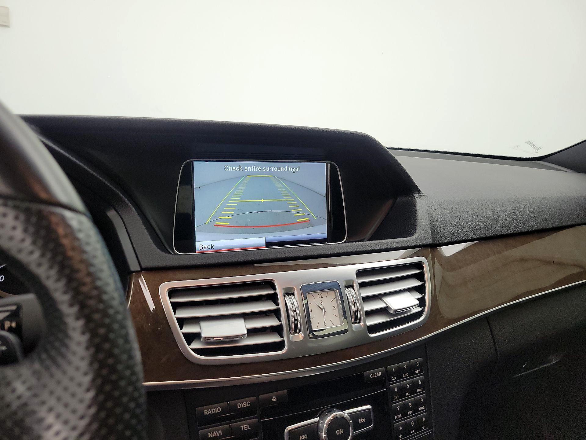 Thumbnail: 2015 Mercedes-Benz E-Class - 13
