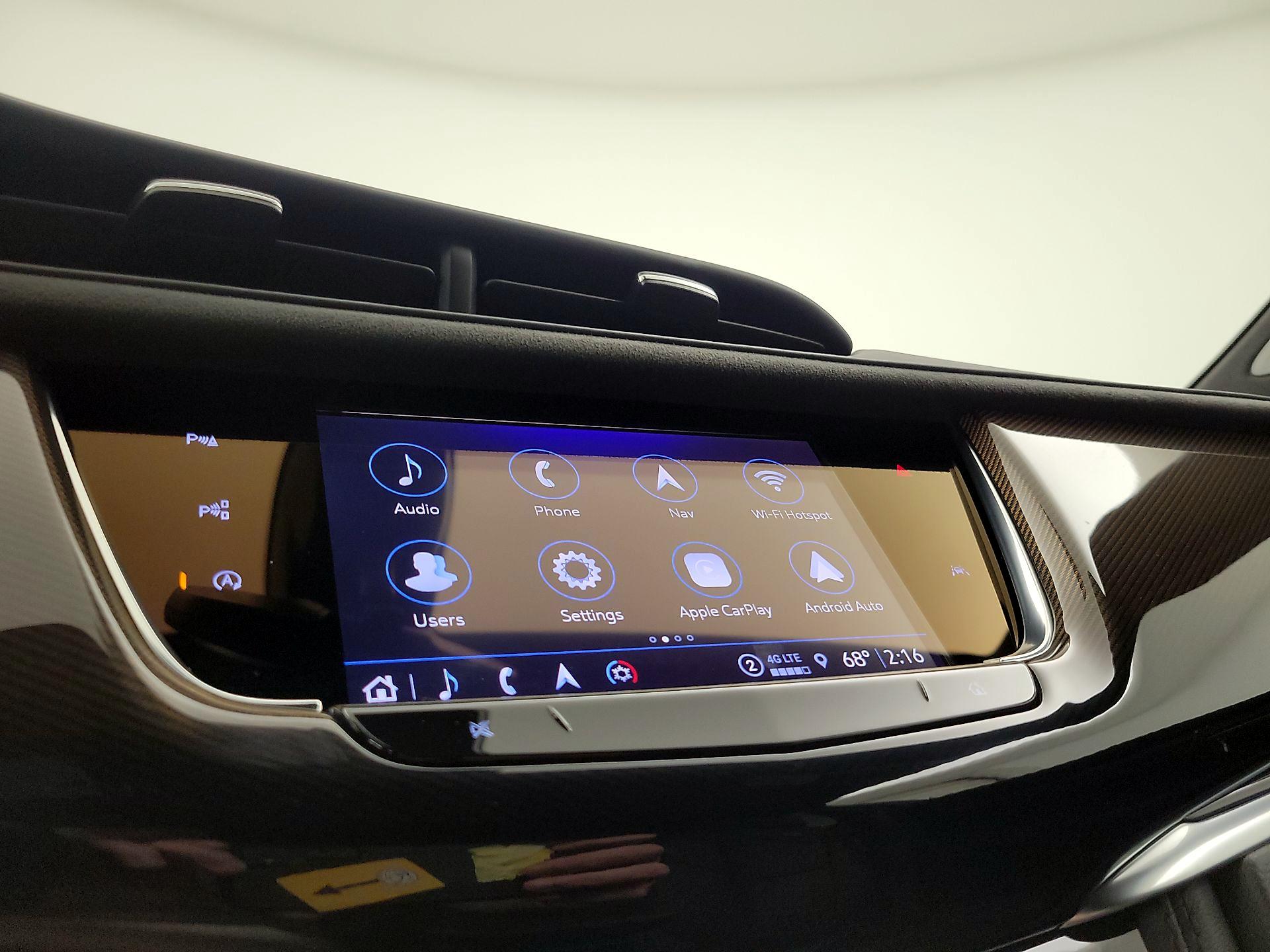 Thumbnail: 2023 Cadillac XT6 - 13