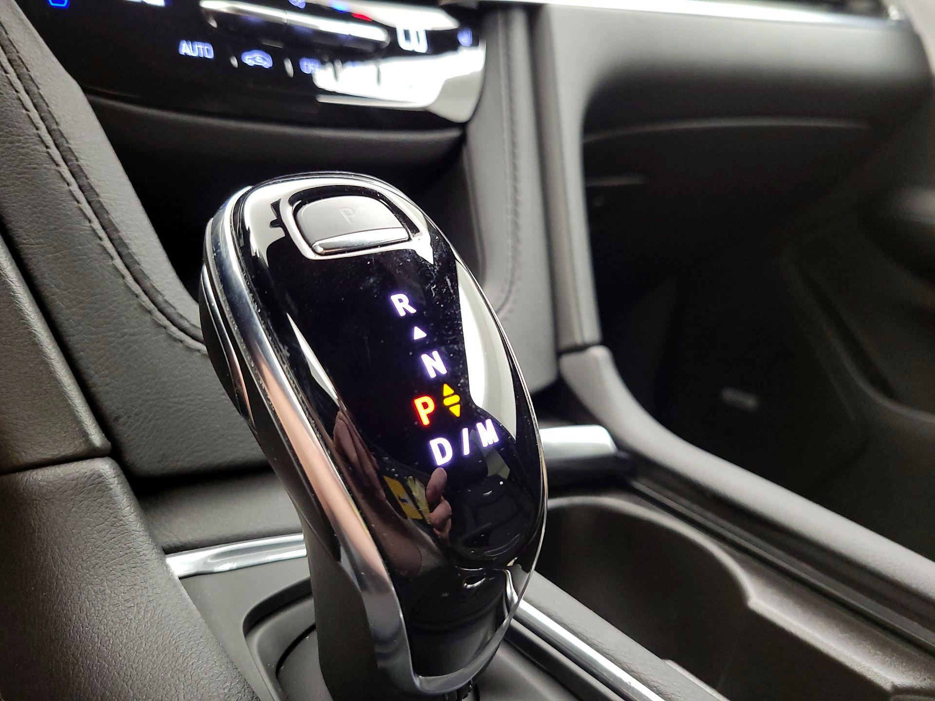 Thumbnail: 2023 Cadillac XT6 - 15