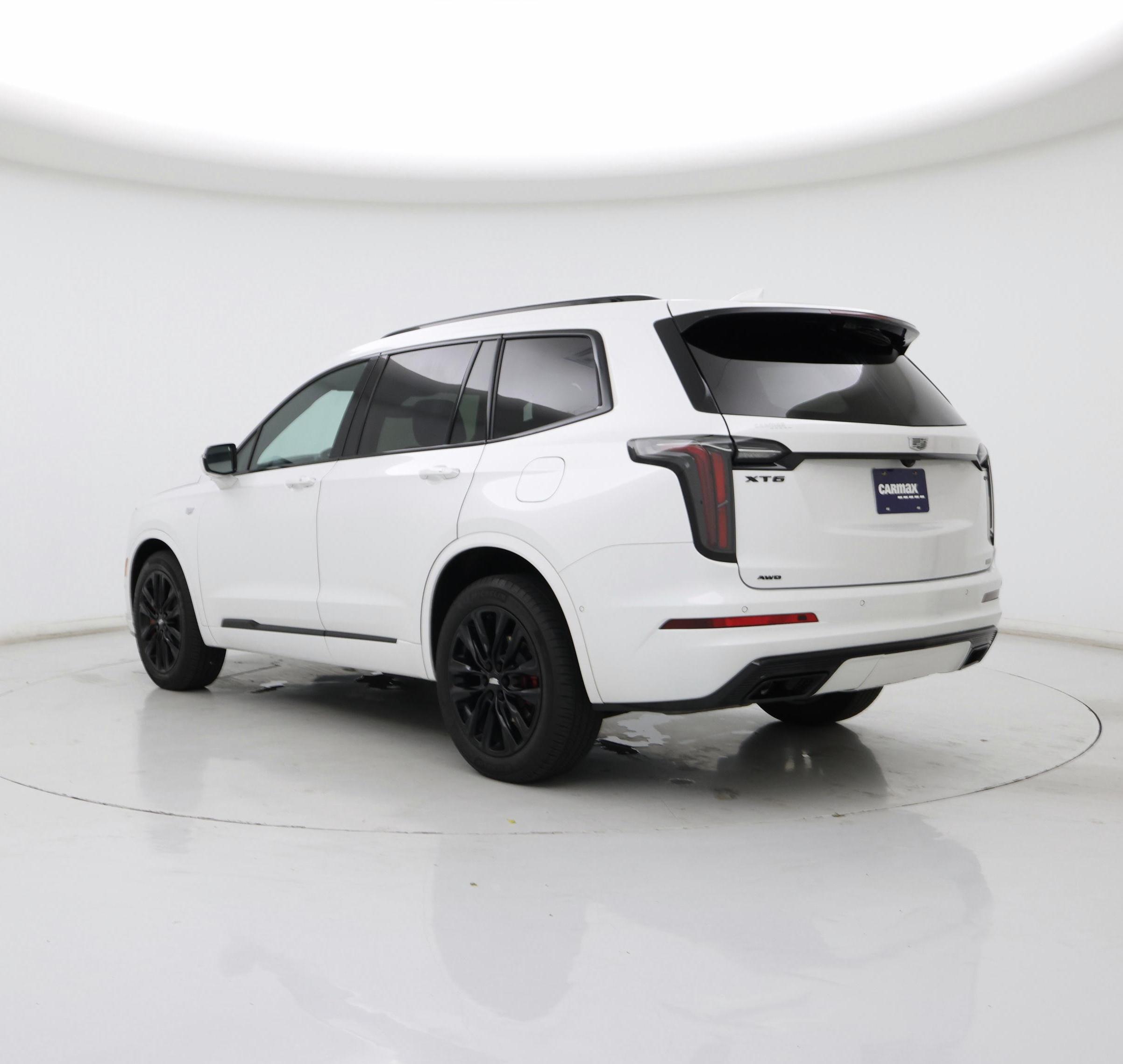 Thumbnail: 2023 Cadillac XT6 - 2