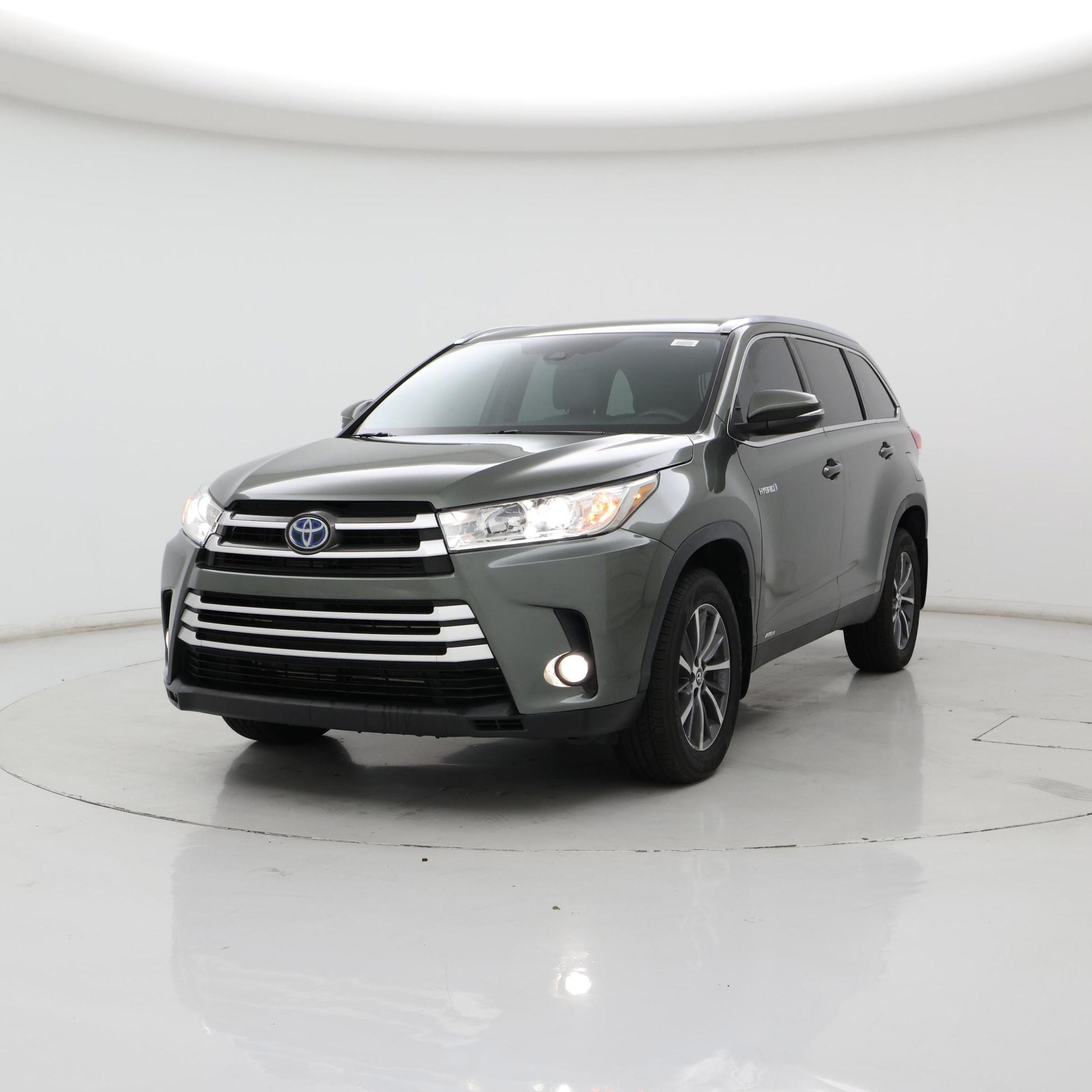 Thumbnail: 2019 Toyota Highlander - 4