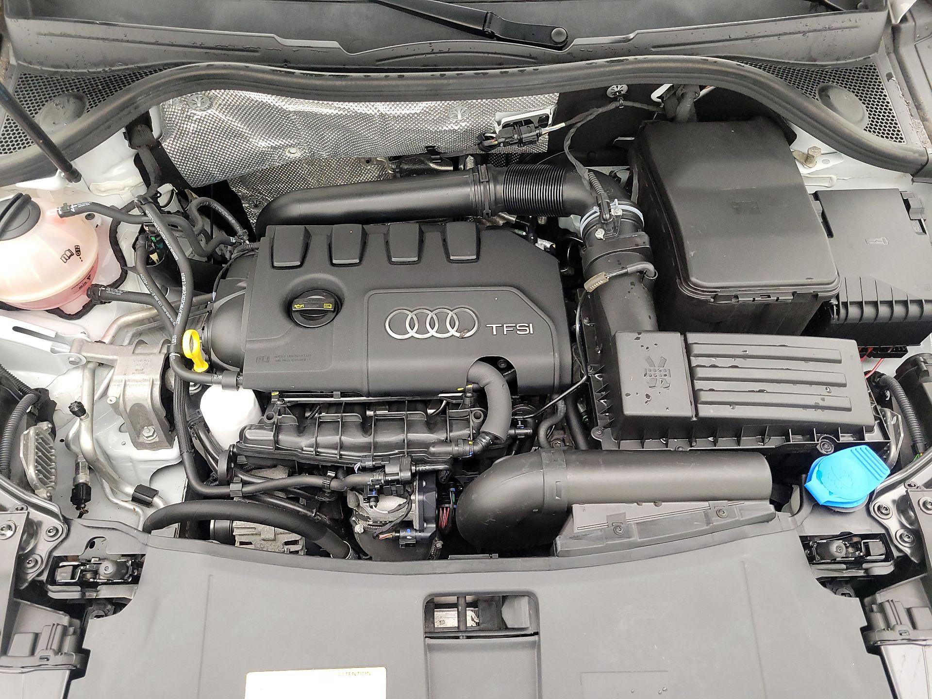 Thumbnail: 2018 Audi Q3 - 18