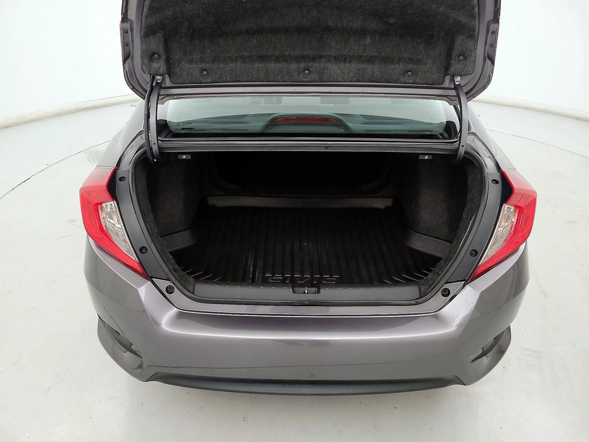 Thumbnail: 2018 Honda Civic - 17