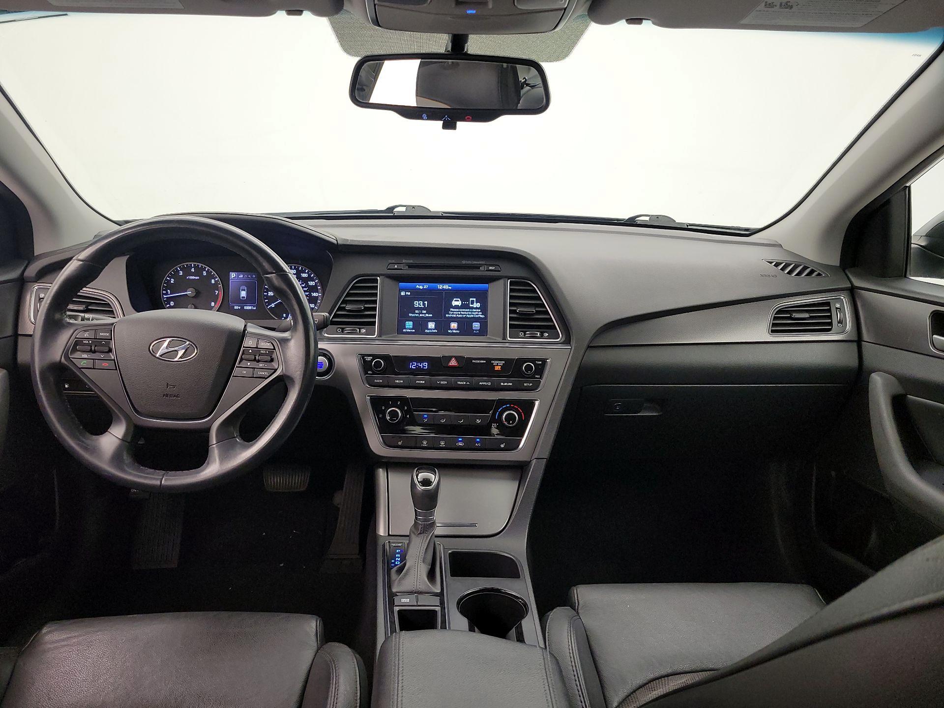 Thumbnail: 2017 Hyundai Sonata - 9