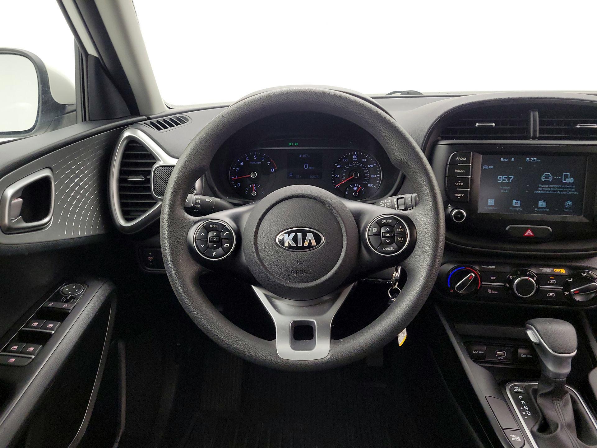 Thumbnail: 2021 Kia Soul - 10