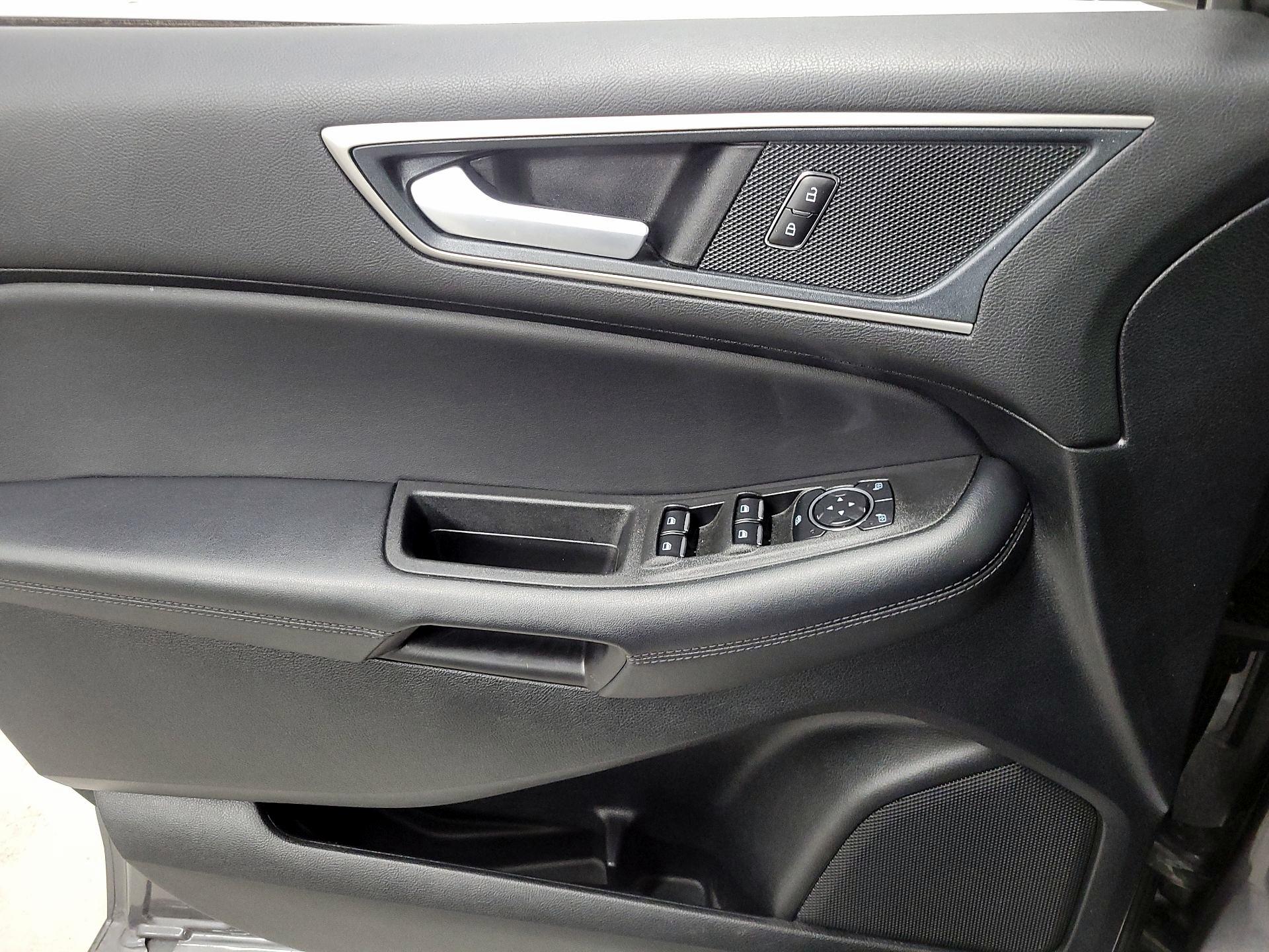 Thumbnail: 2024 Ford Edge - 12