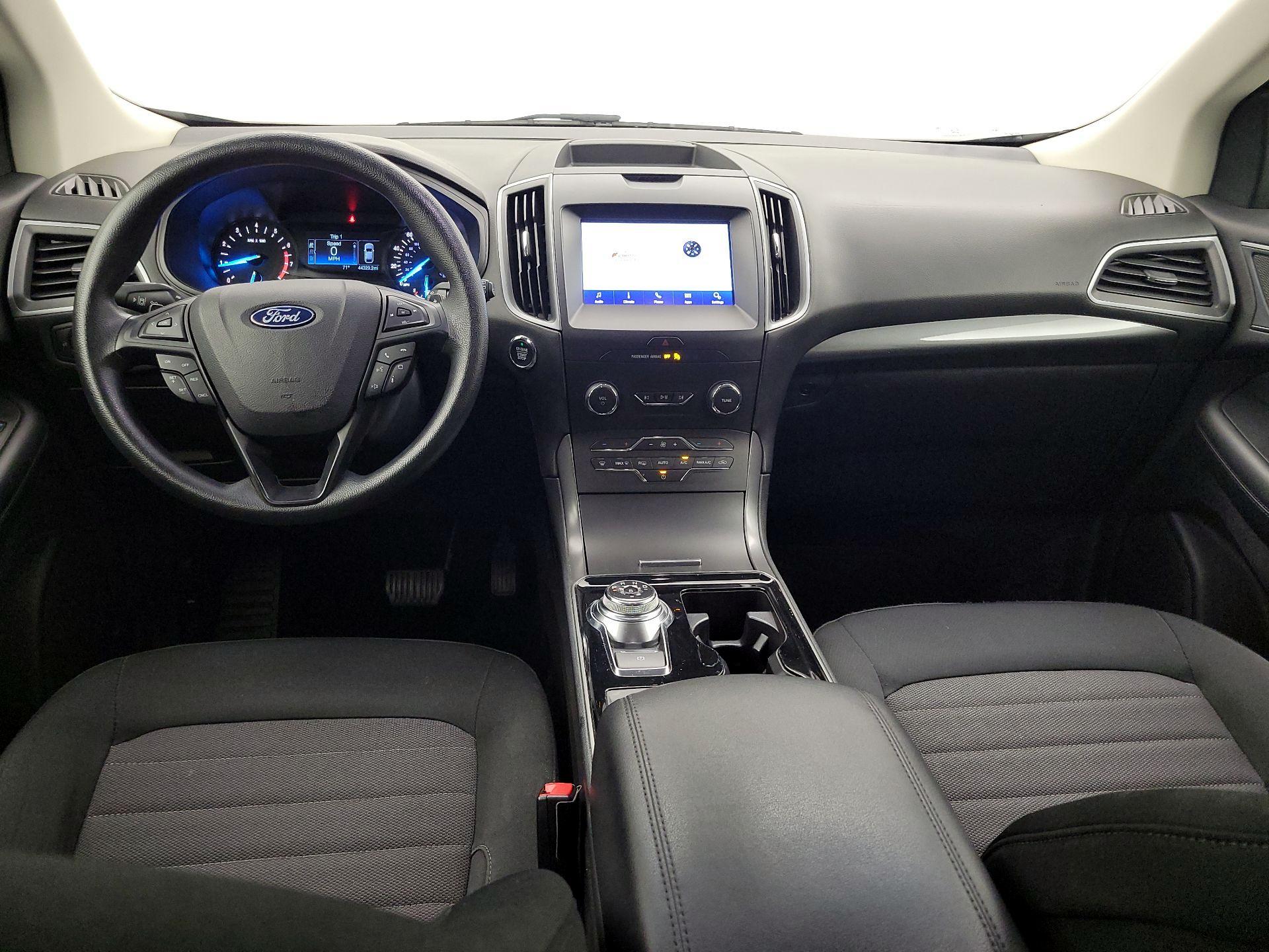 Thumbnail: 2020 Ford Edge - 9