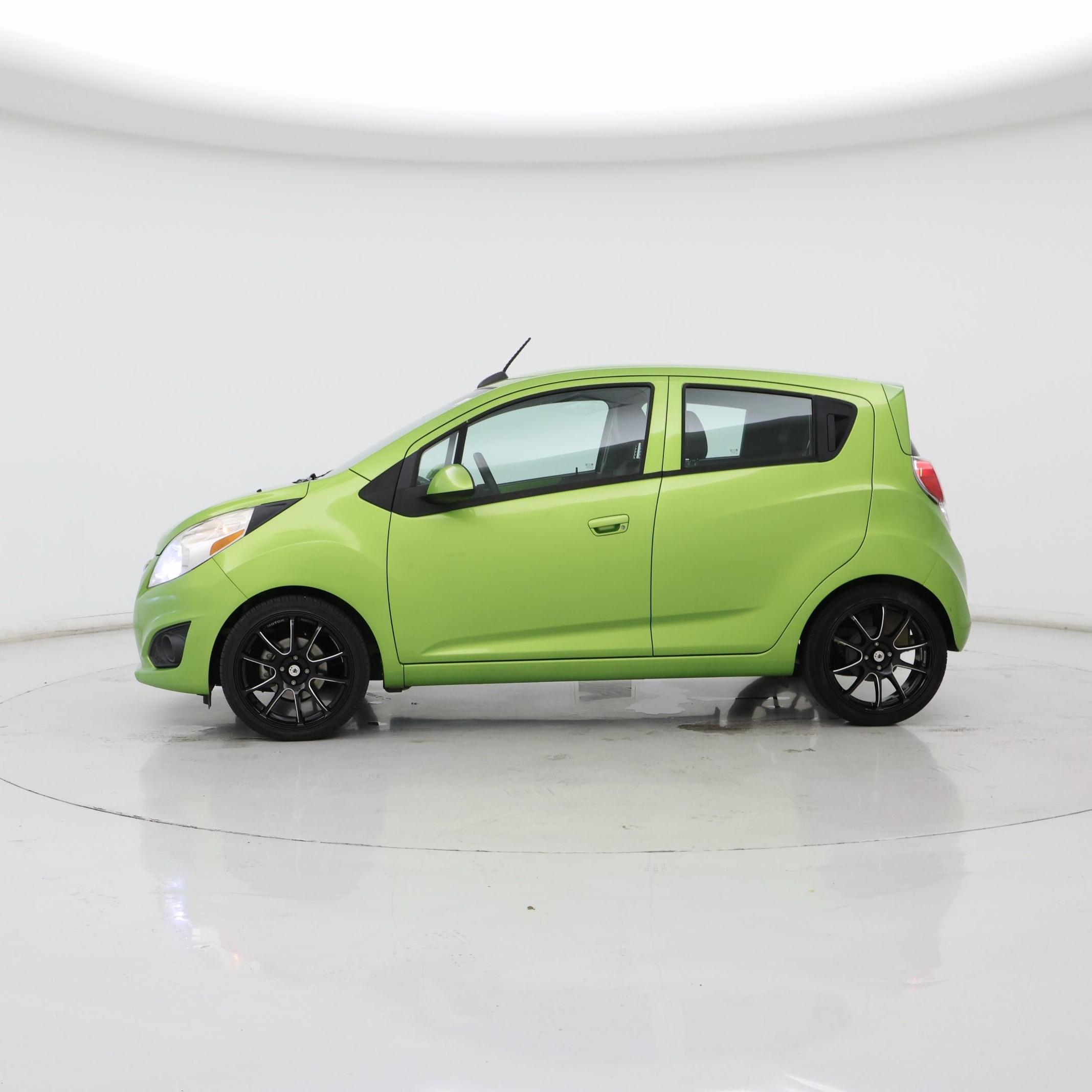Thumbnail: 2015 Chevrolet Spark - 3