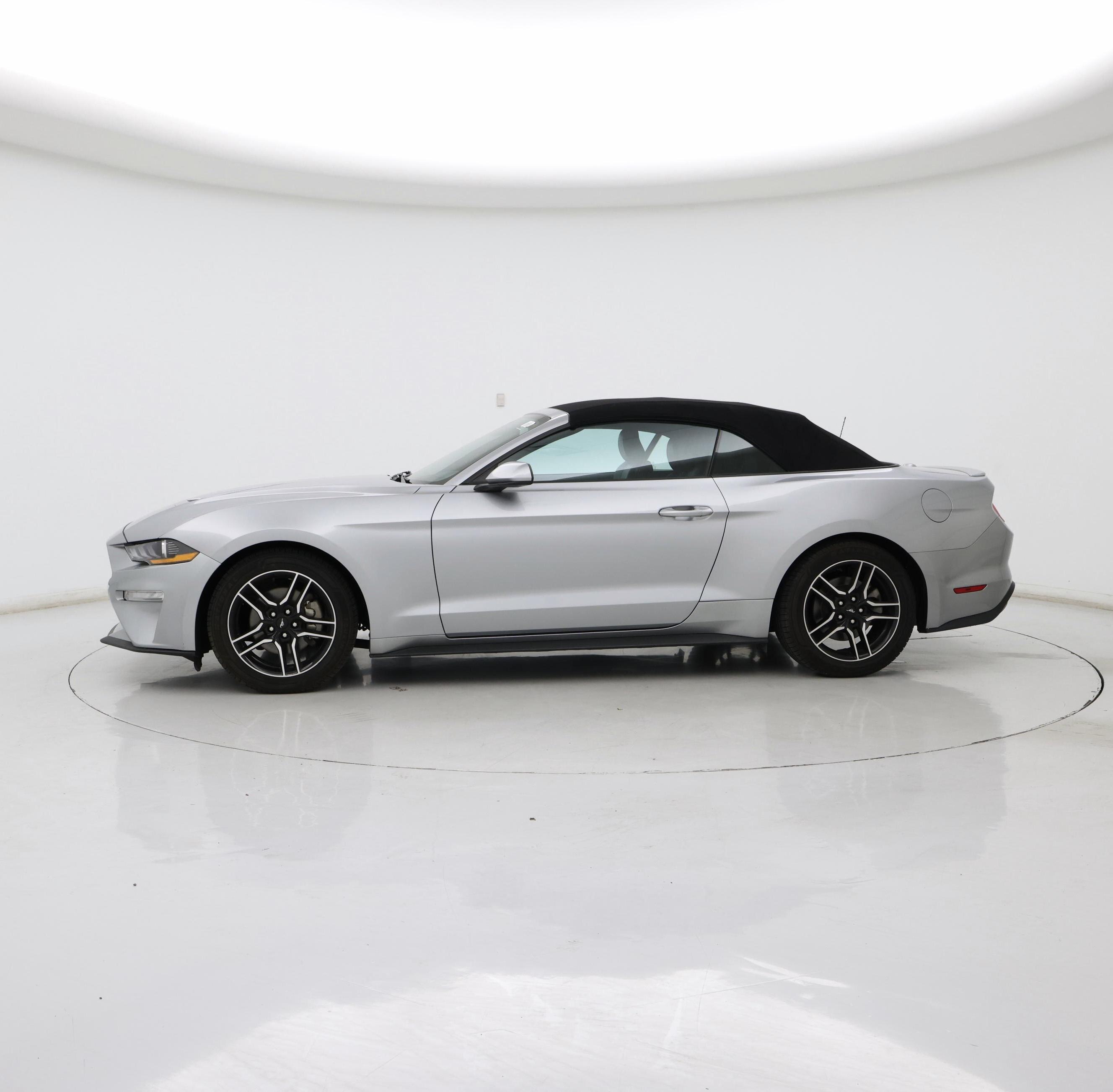 Thumbnail: 2023 Ford Mustang - 3