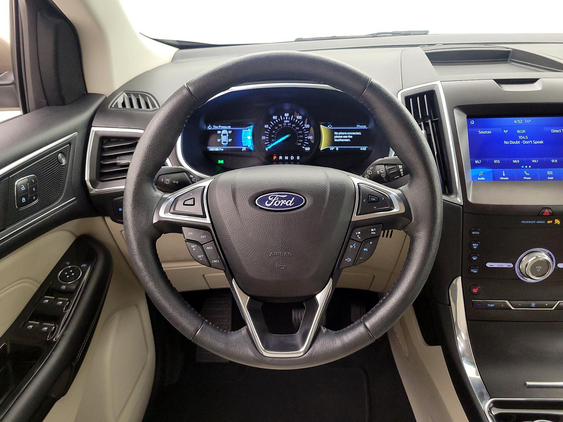 Thumbnail: 2020 Ford Edge - 10