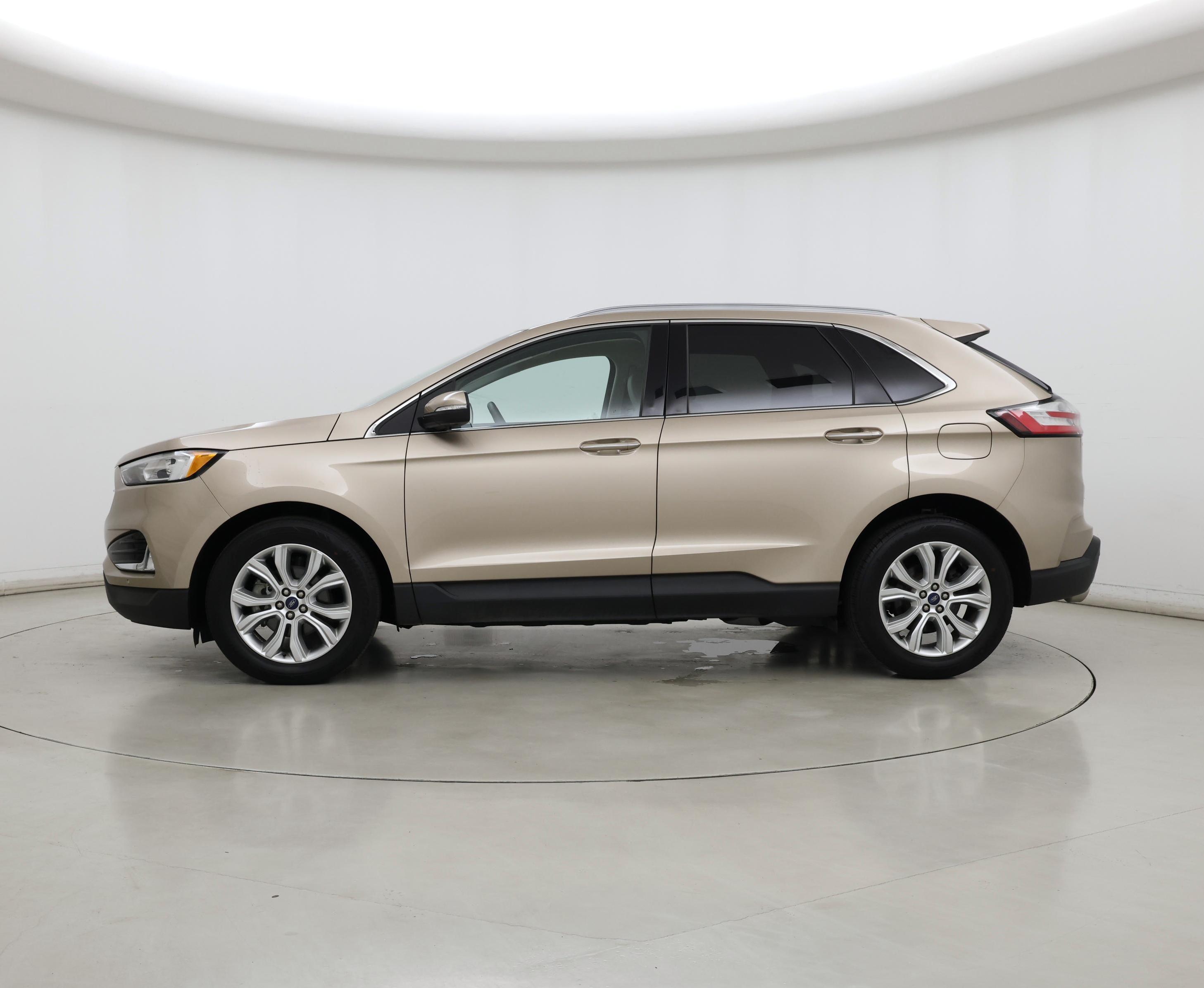 Thumbnail: 2020 Ford Edge - 3