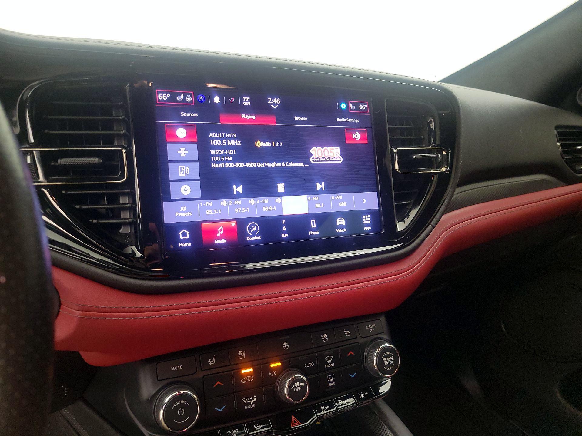 Thumbnail: 2022 Dodge Durango - 14