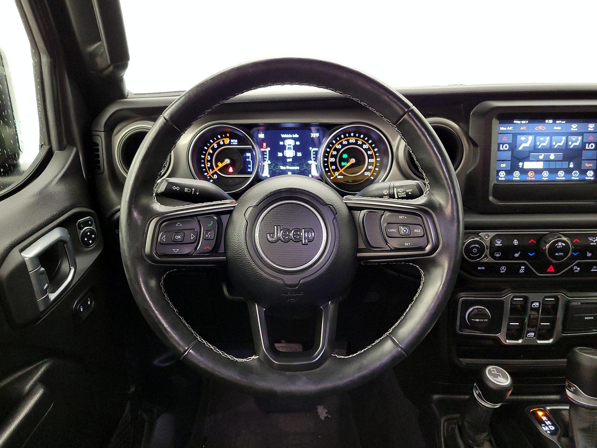 Thumbnail: 2021 Jeep Gladiator - 10