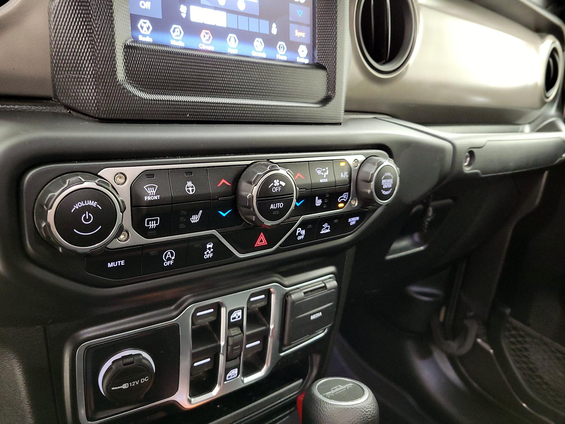 Thumbnail: 2021 Jeep Gladiator - 14