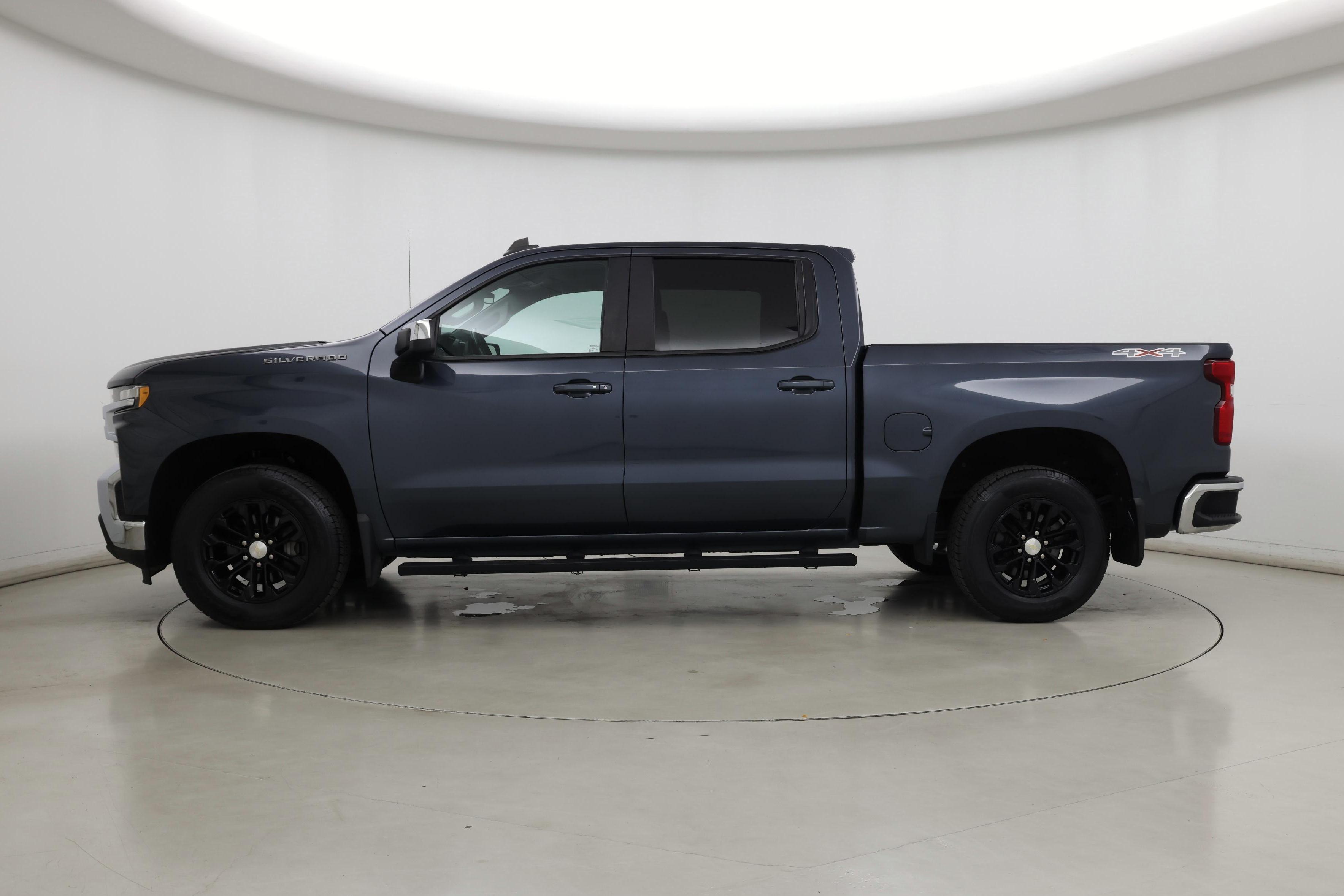 Thumbnail: 2020 Chevrolet Silverado 1500 - 3
