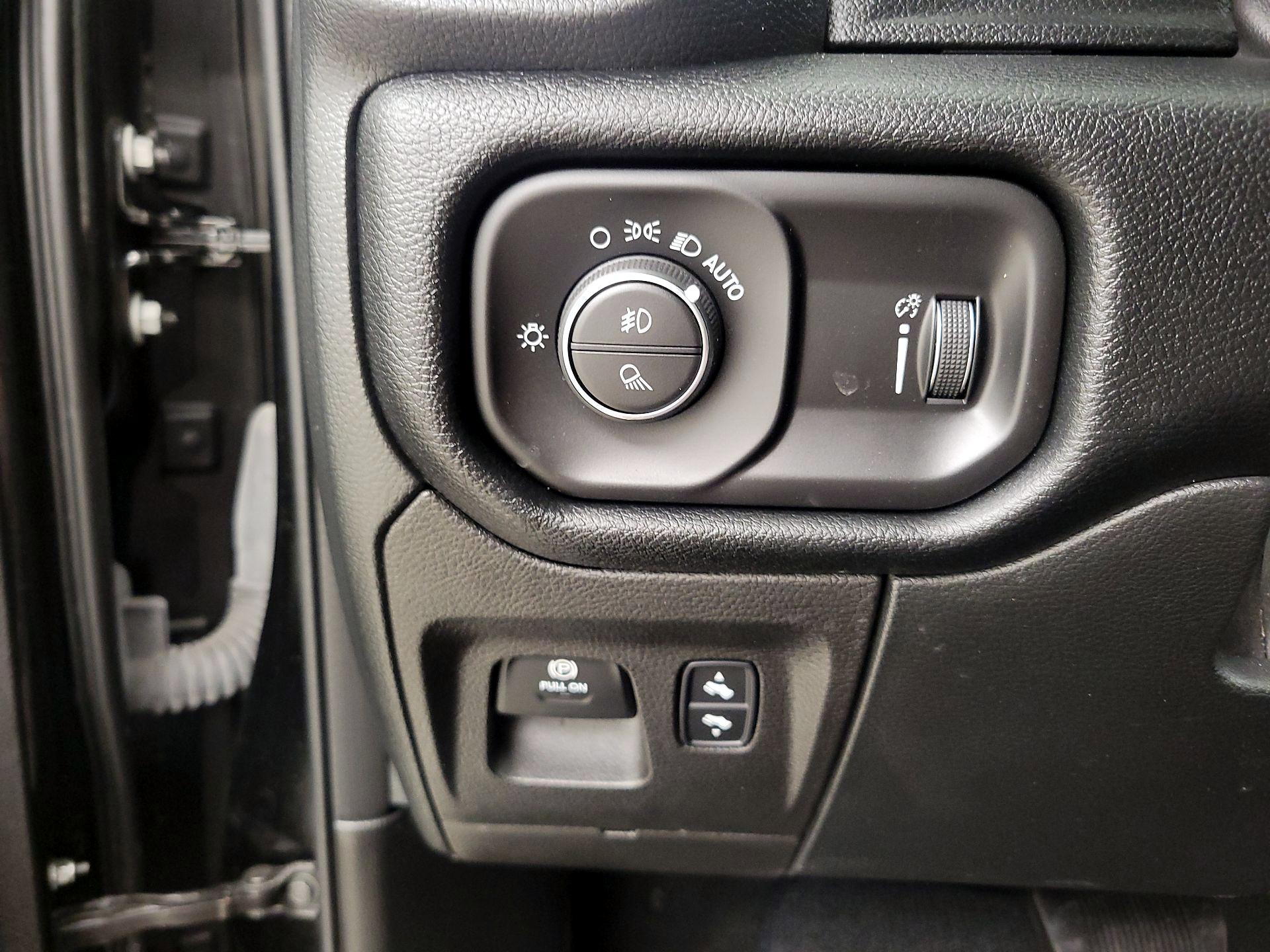 Thumbnail: 2022 RAM 1500 - 13