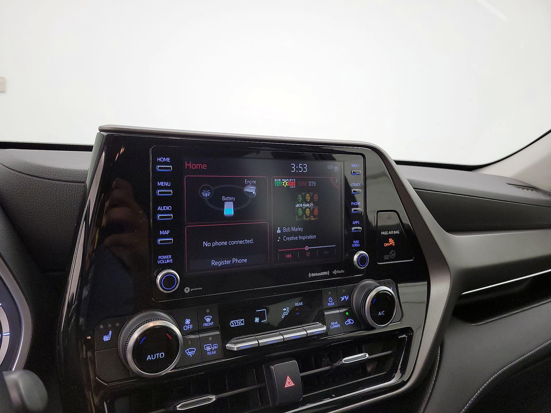 Thumbnail: 2021 Toyota Highlander - 13
