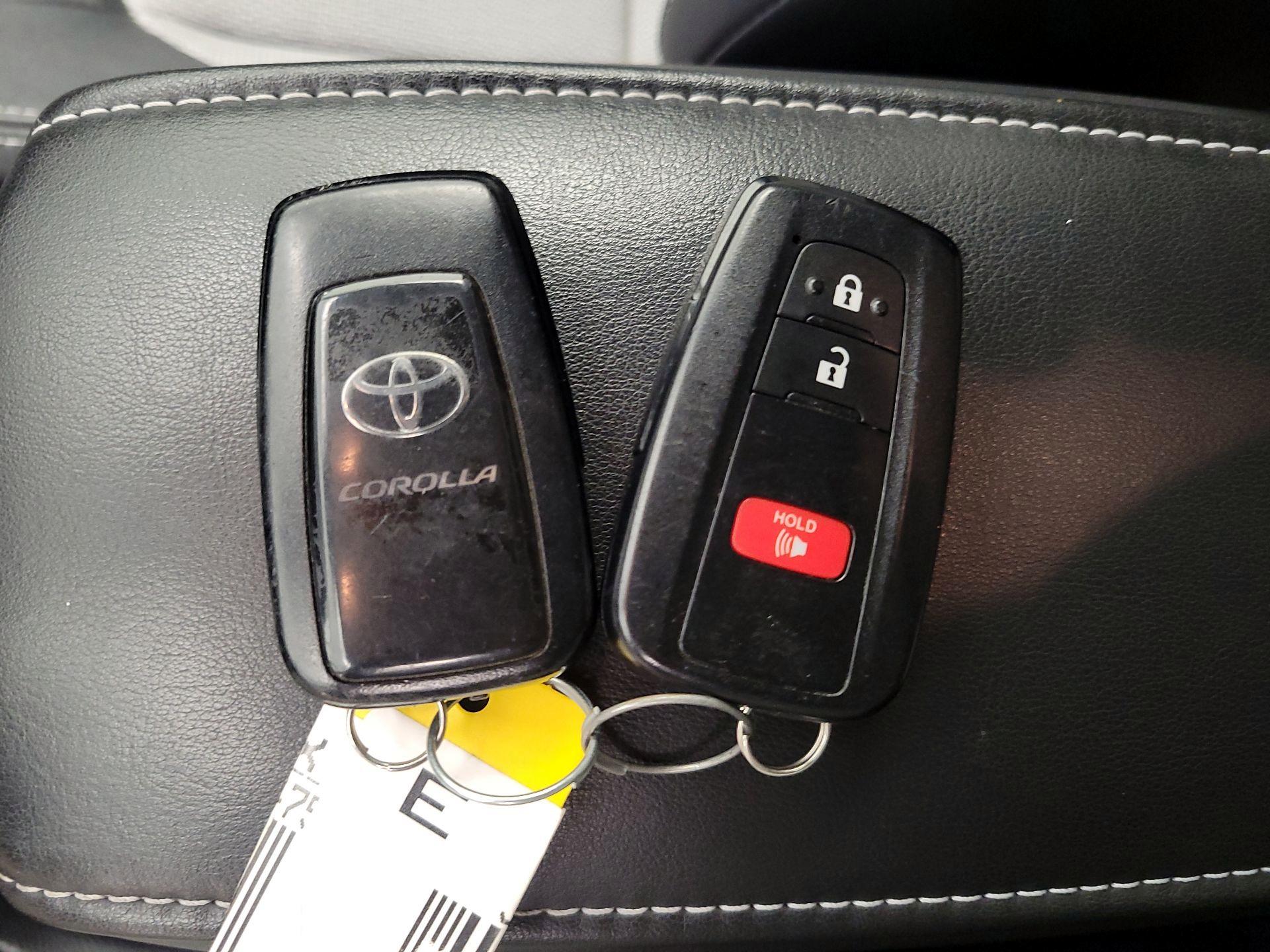 Thumbnail: 2019 Toyota Corolla - 19