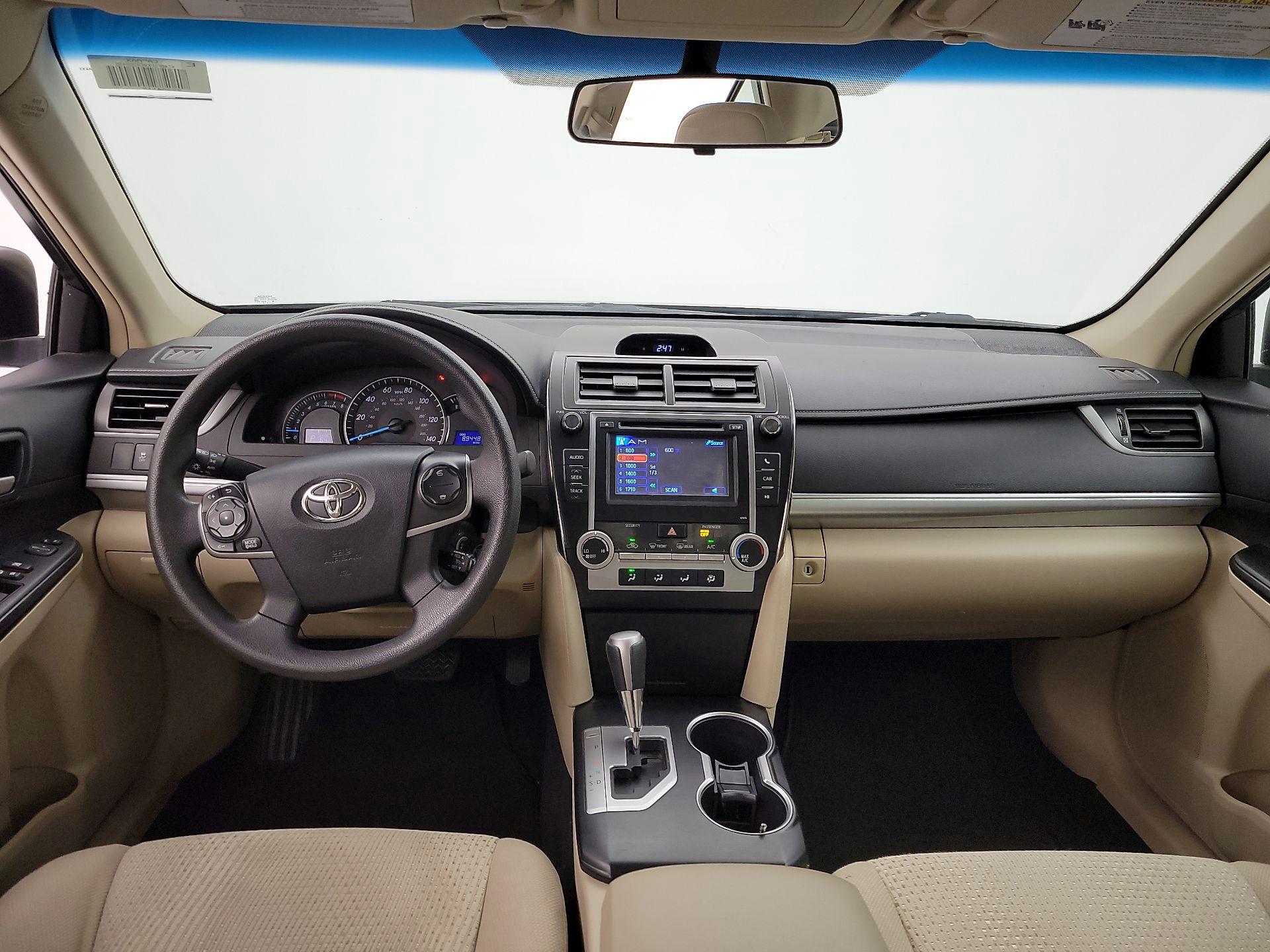 Thumbnail: 2014 Toyota Camry - 9
