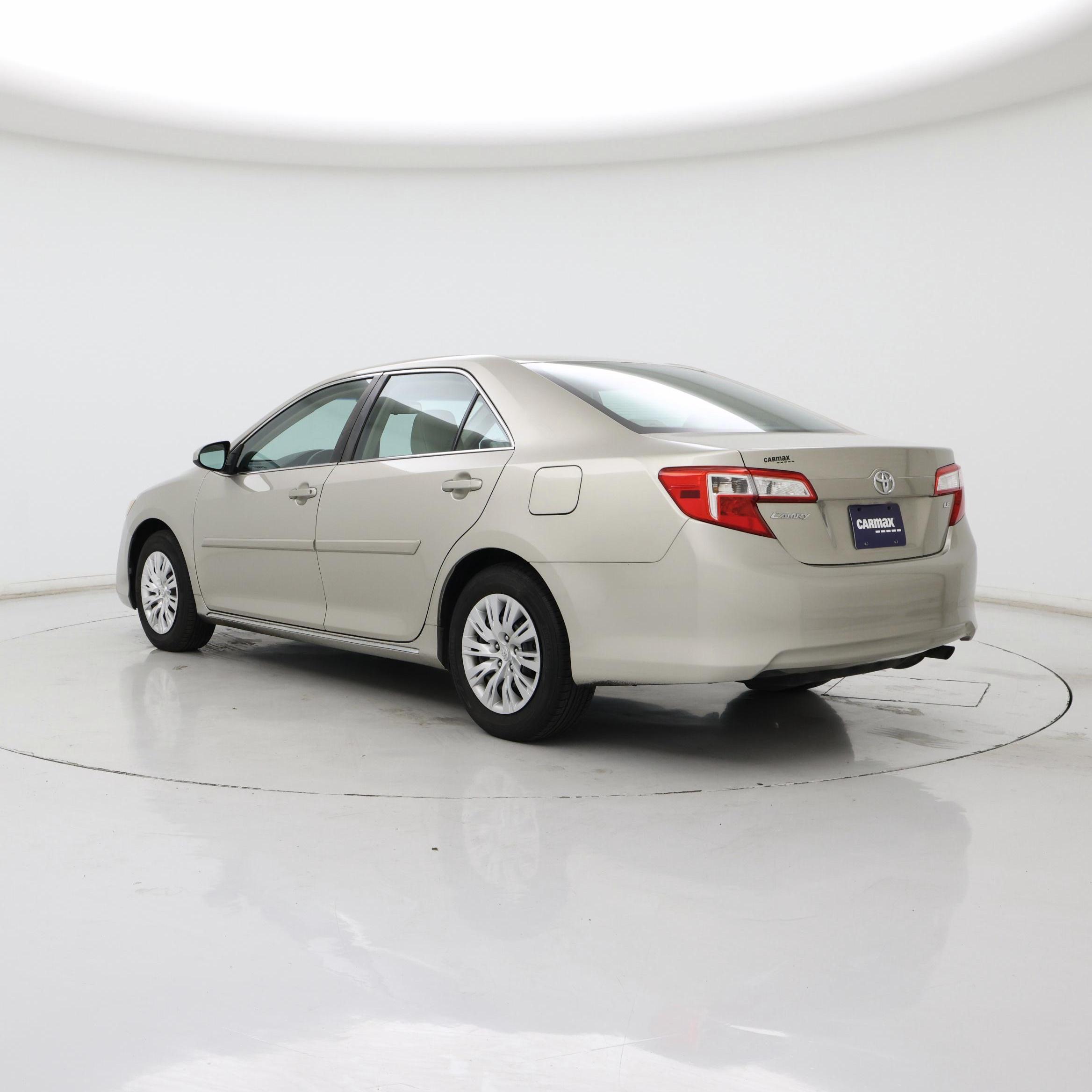 Thumbnail: 2014 Toyota Camry - 2