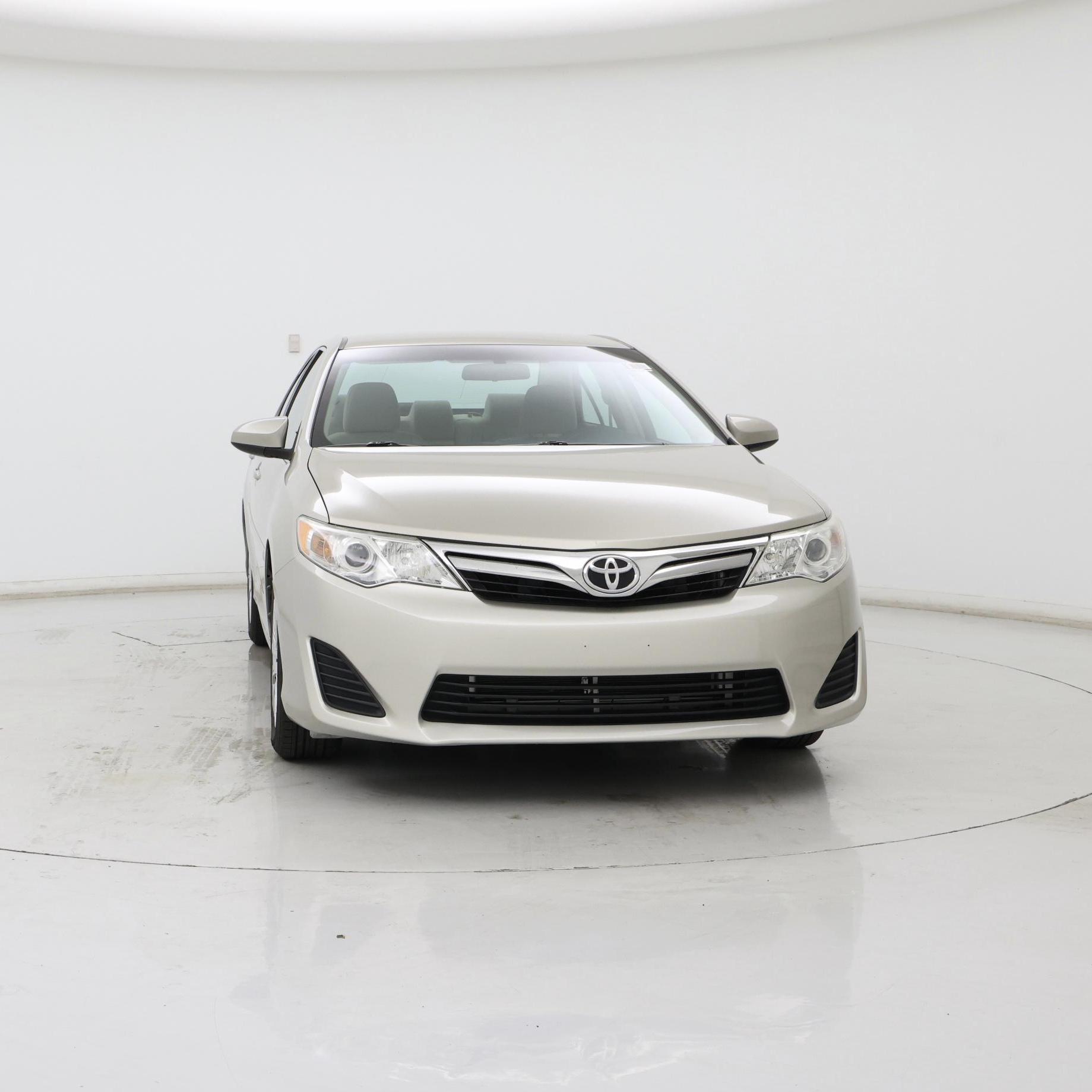 Thumbnail: 2014 Toyota Camry - 5