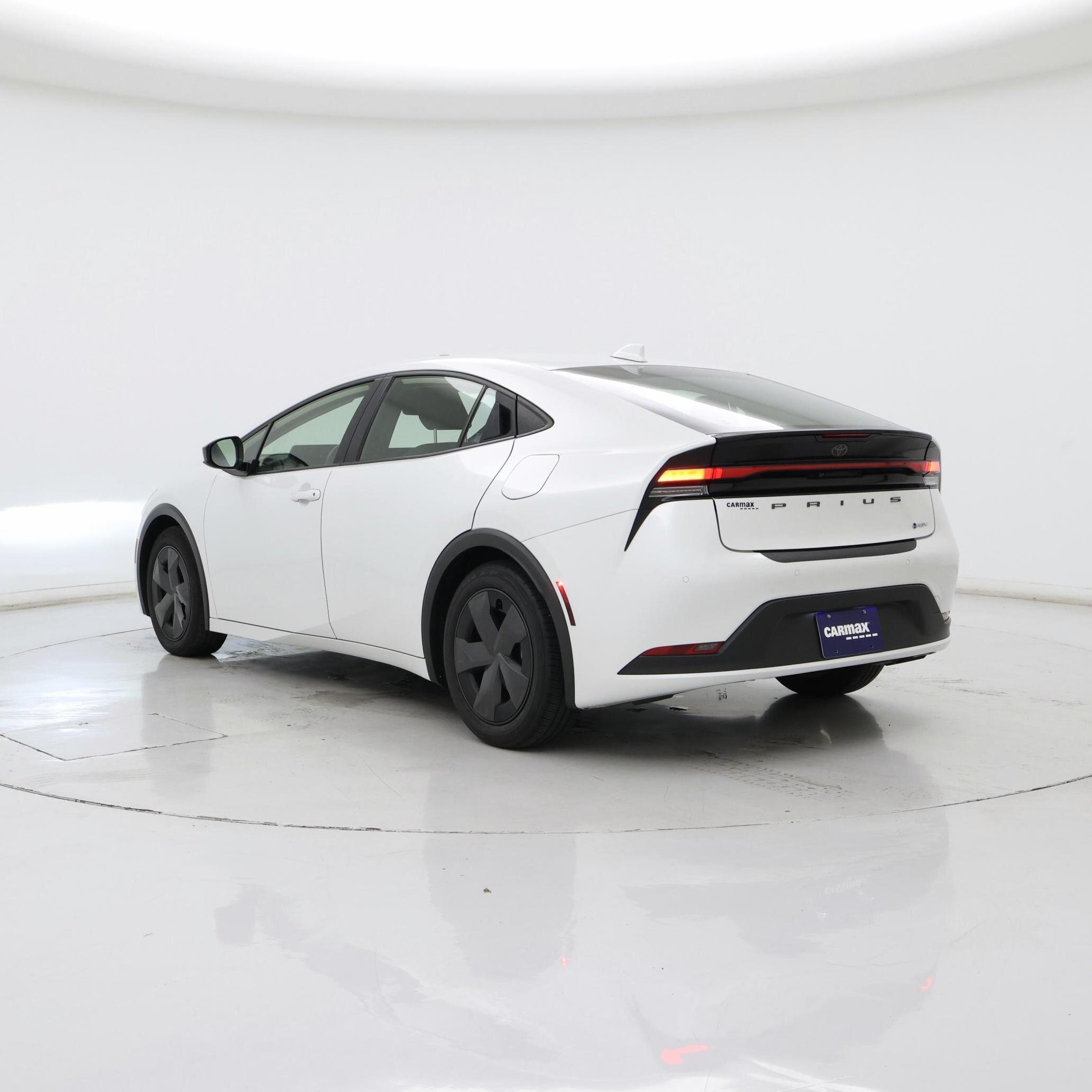 Thumbnail: 2023 Toyota Prius - 2