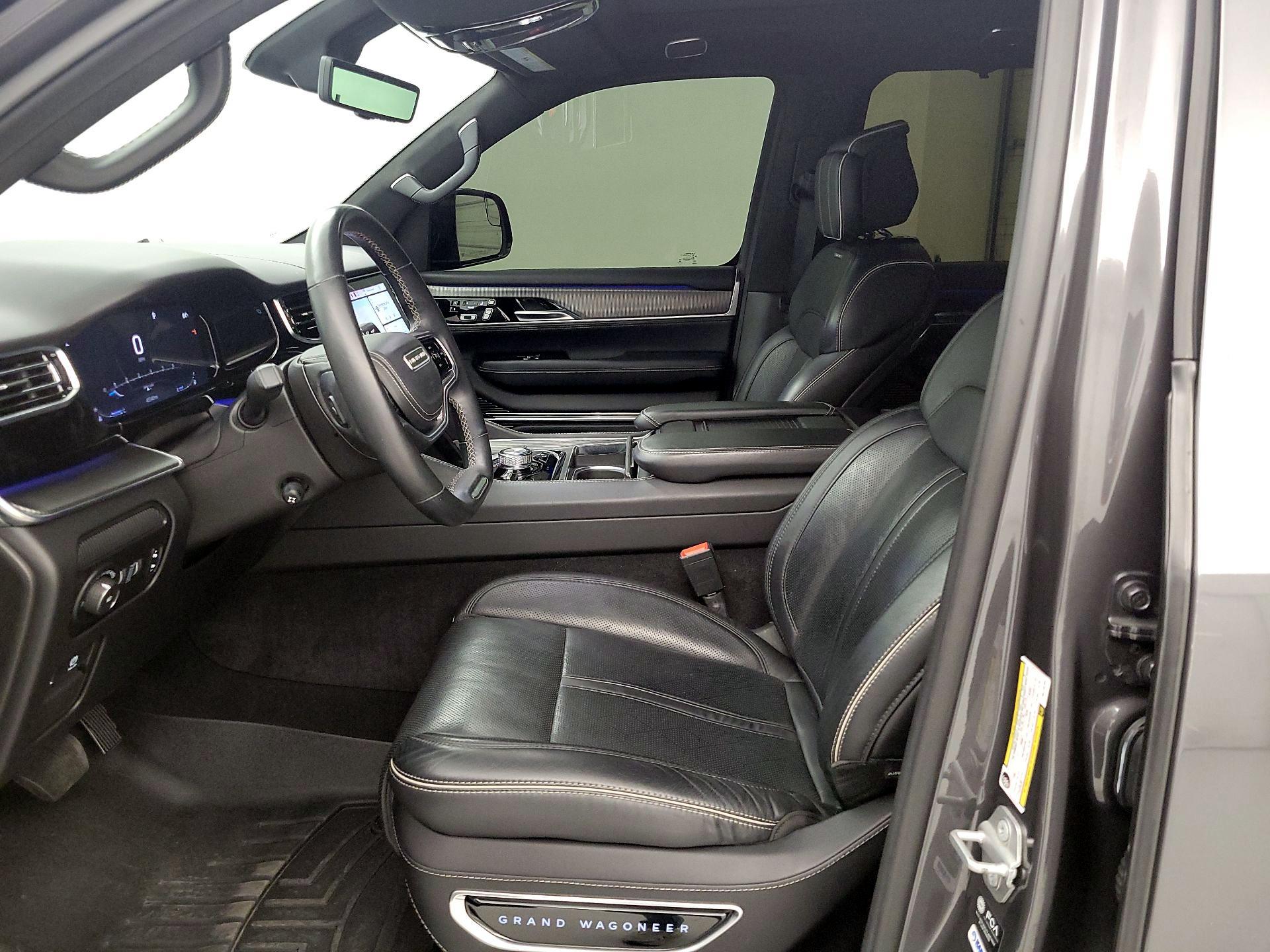 Thumbnail: 2022 Jeep Grand Wagoneer - 11