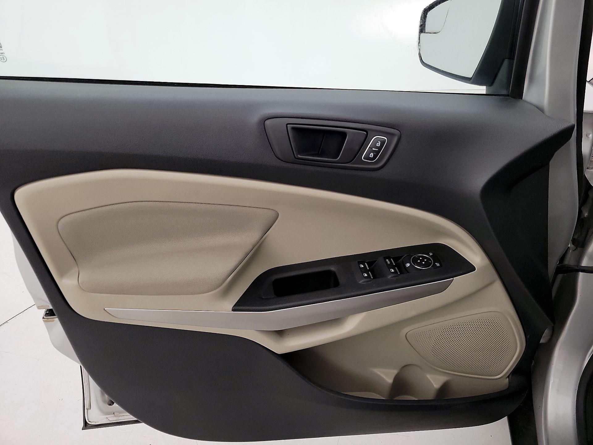 Thumbnail: 2019 Ford EcoSport - 12