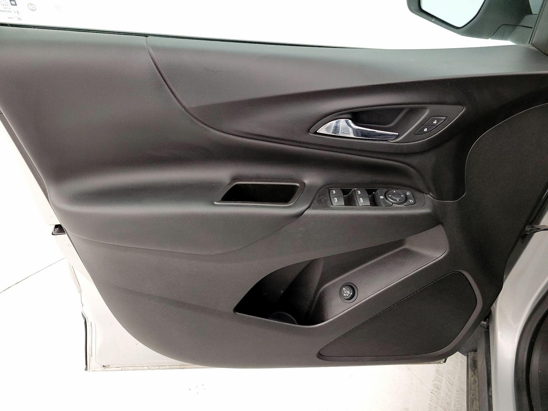 Thumbnail: 2019 Chevrolet Equinox - 12