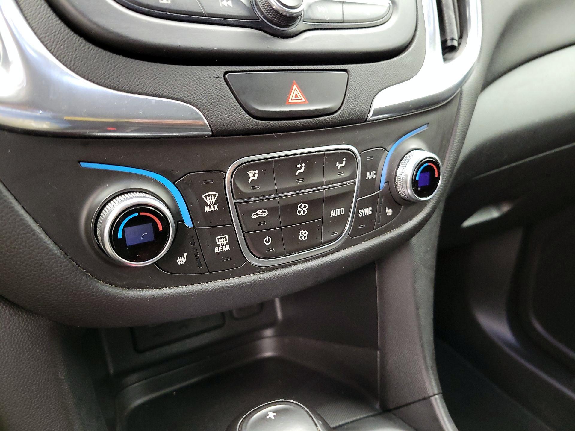 Thumbnail: 2019 Chevrolet Equinox - 14