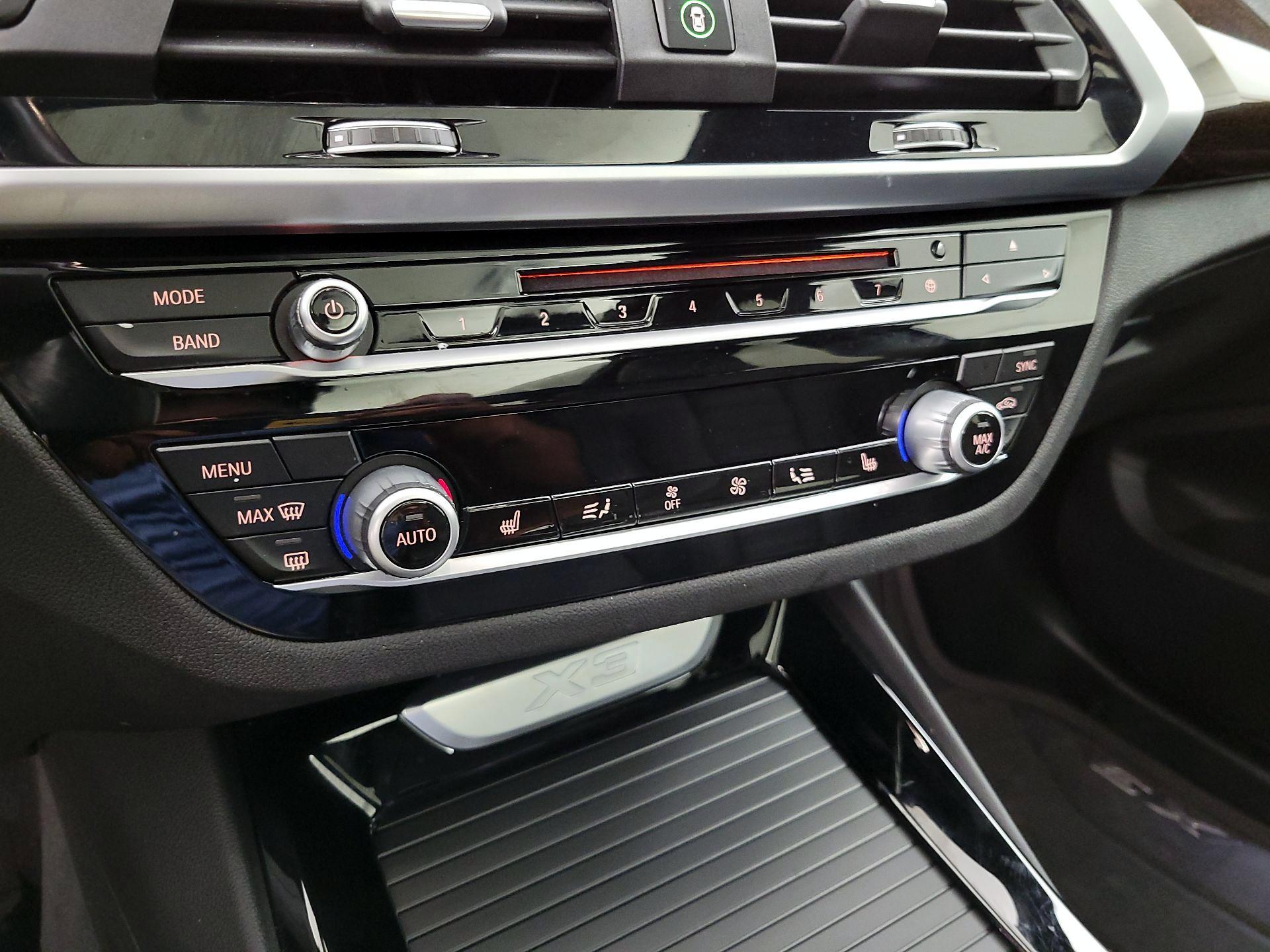 Thumbnail: 2019 BMW X3 - 14