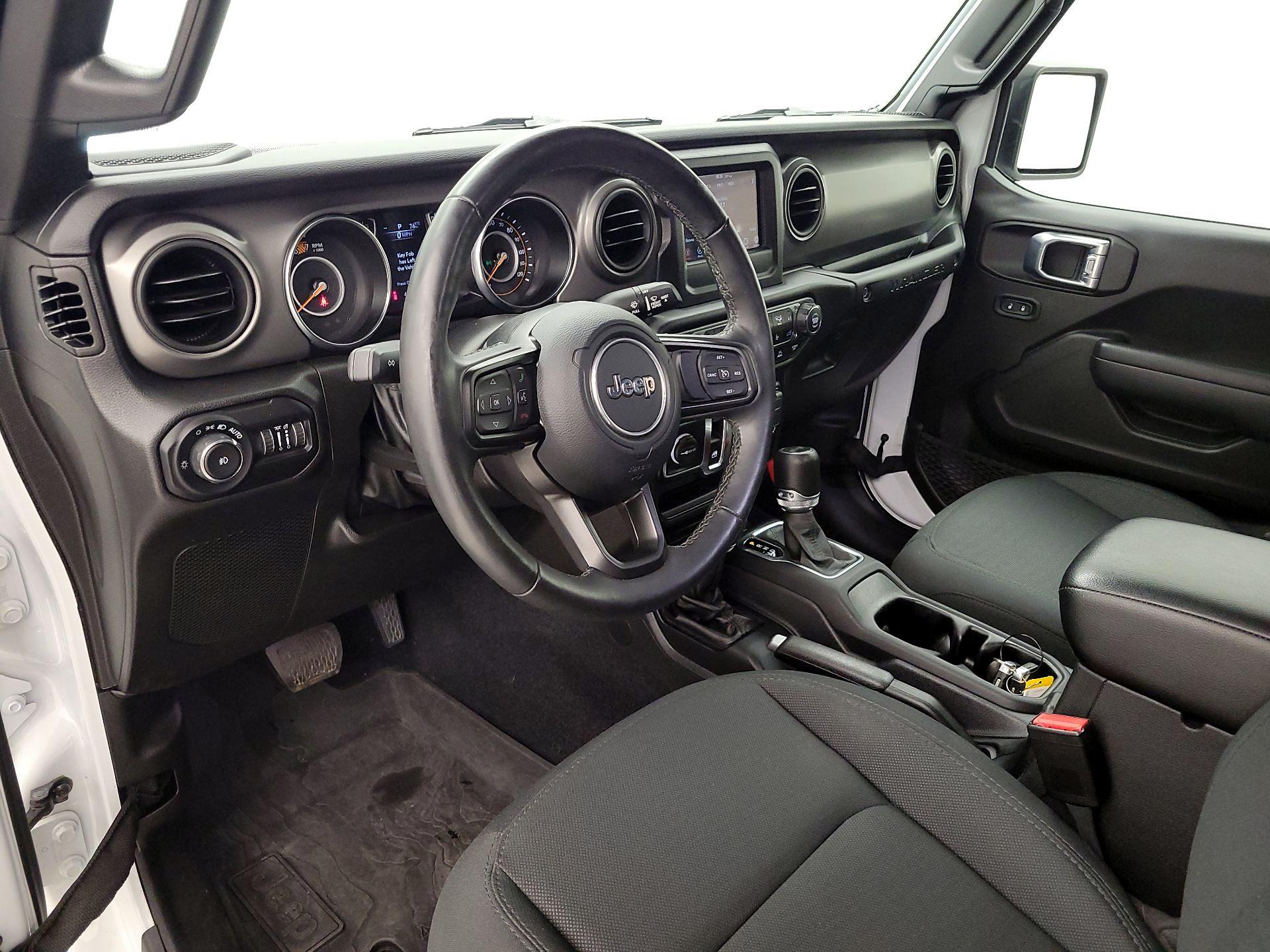 Thumbnail: 2022 Jeep Wrangler - 9