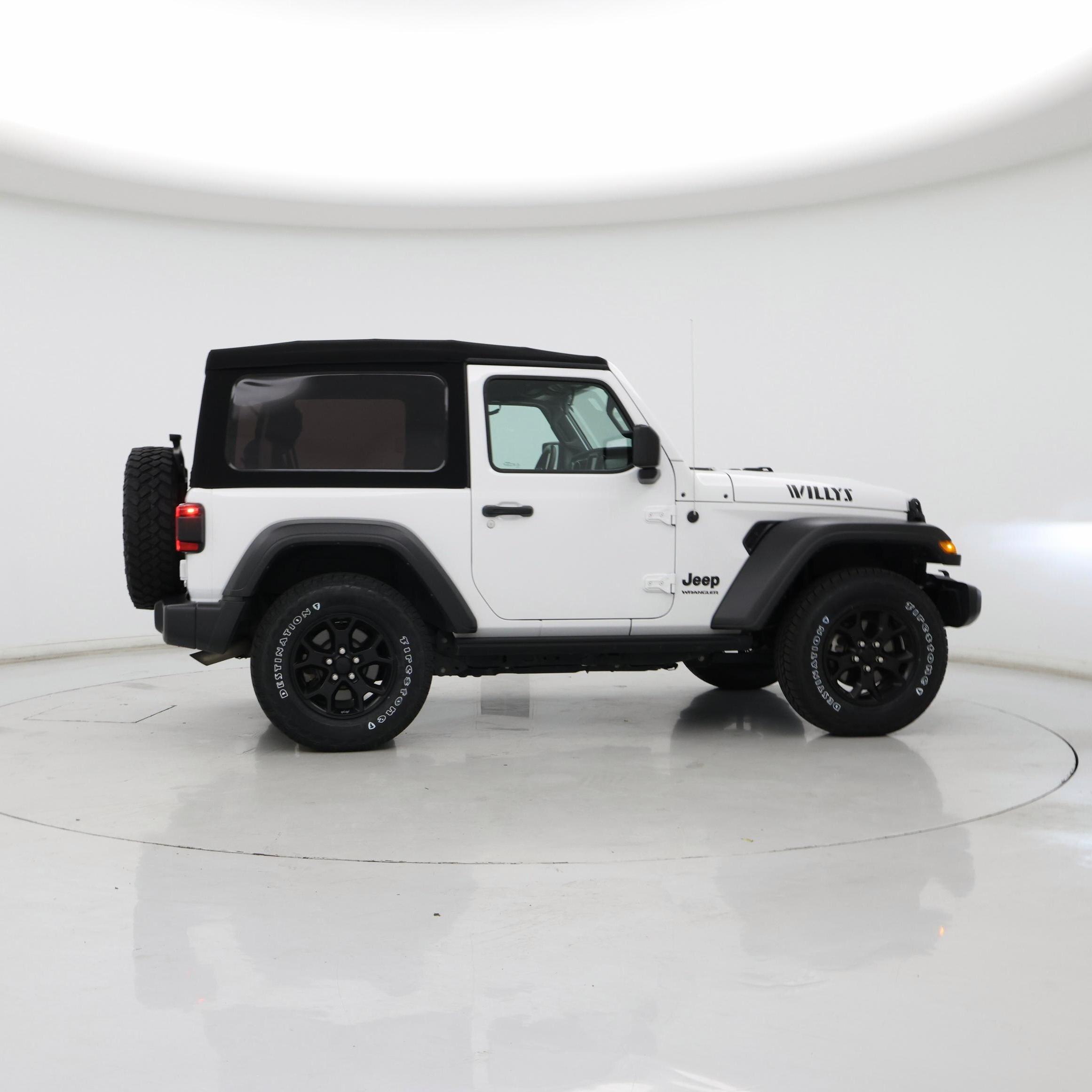 Thumbnail: 2022 Jeep Wrangler - 7