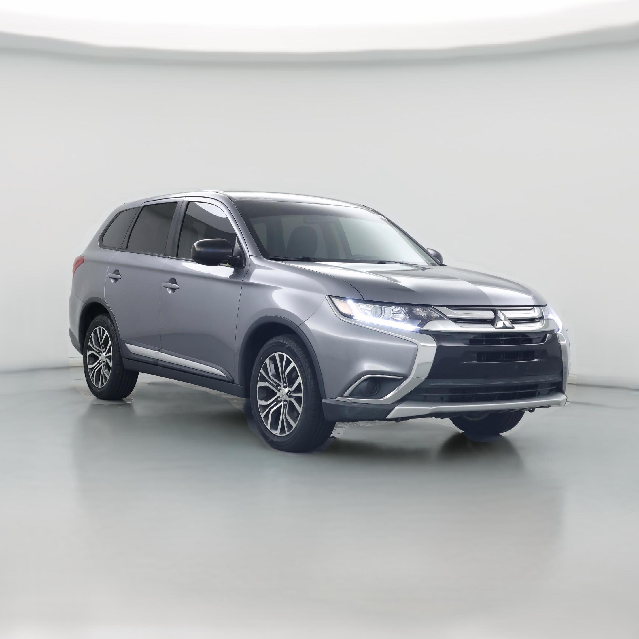 Thumbnail: 2018 Mitsubishi Outlander - 1
