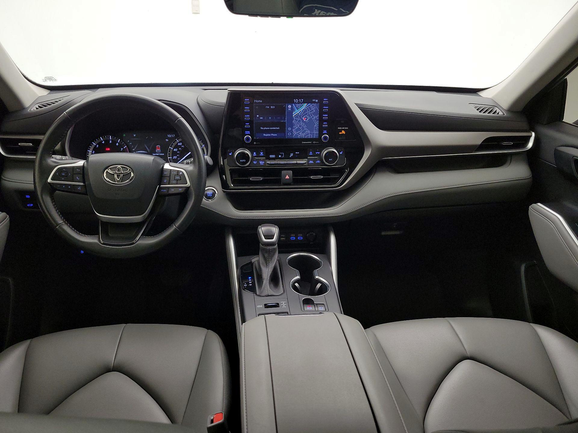 Thumbnail: 2022 Toyota Highlander - 9