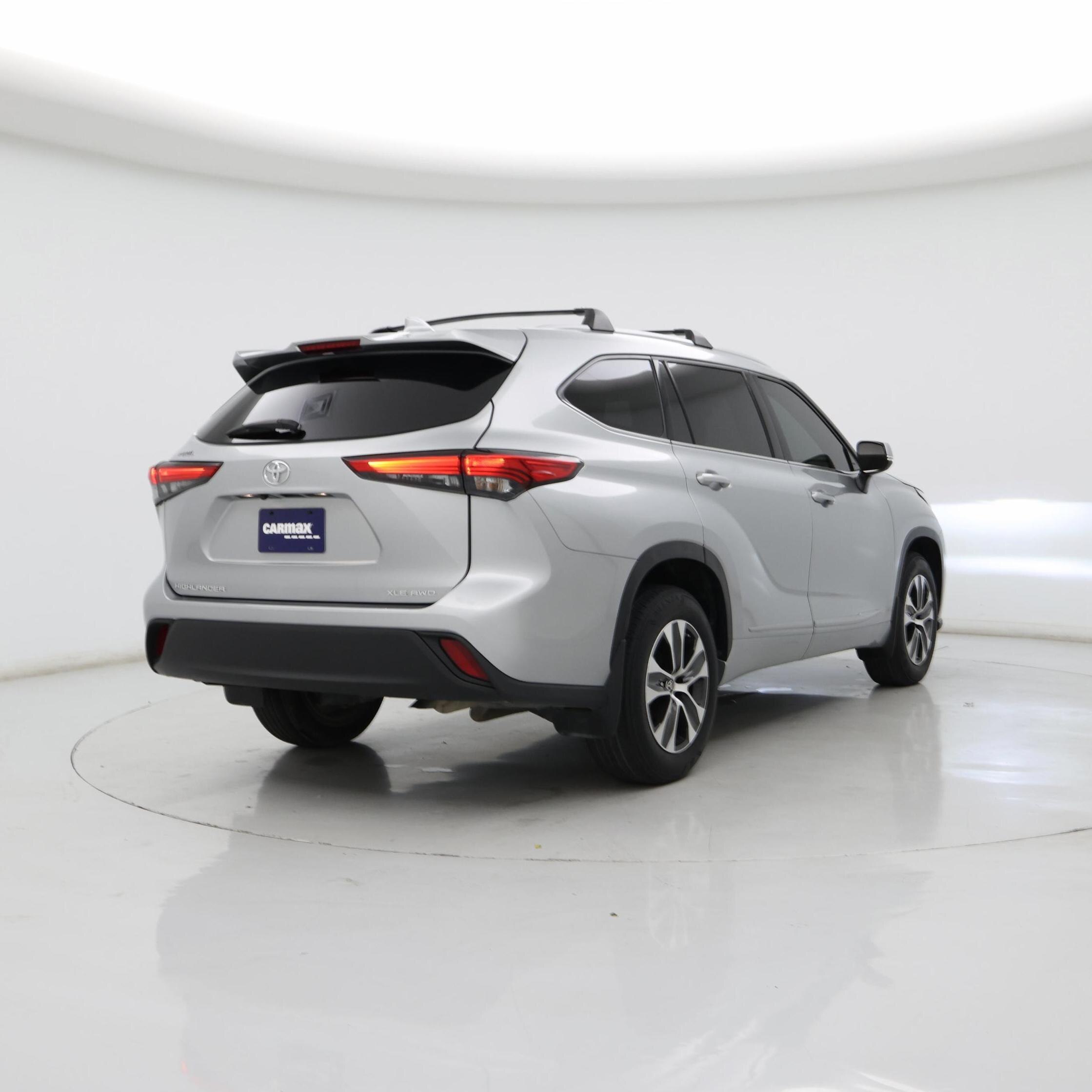 Thumbnail: 2022 Toyota Highlander - 8
