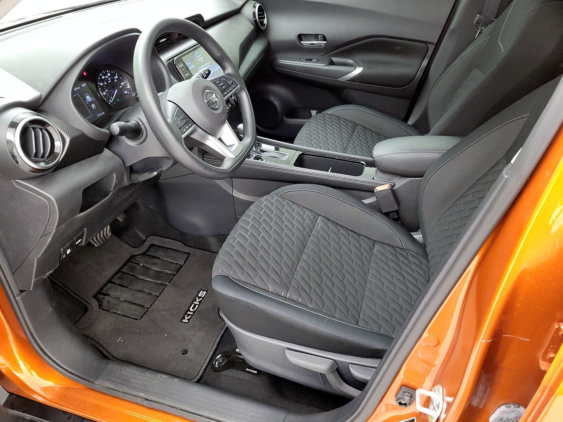 Thumbnail: 2021 Nissan Kicks - 11