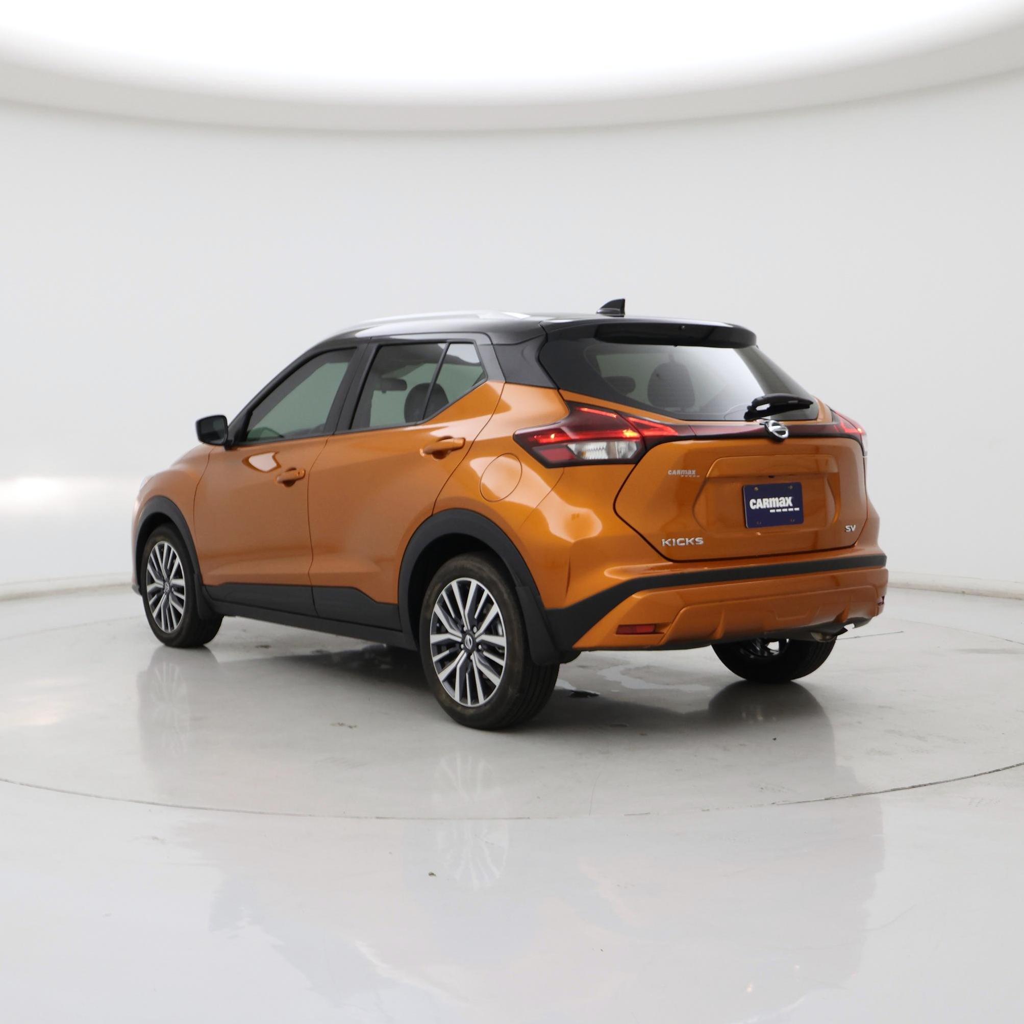 Thumbnail: 2021 Nissan Kicks - 2