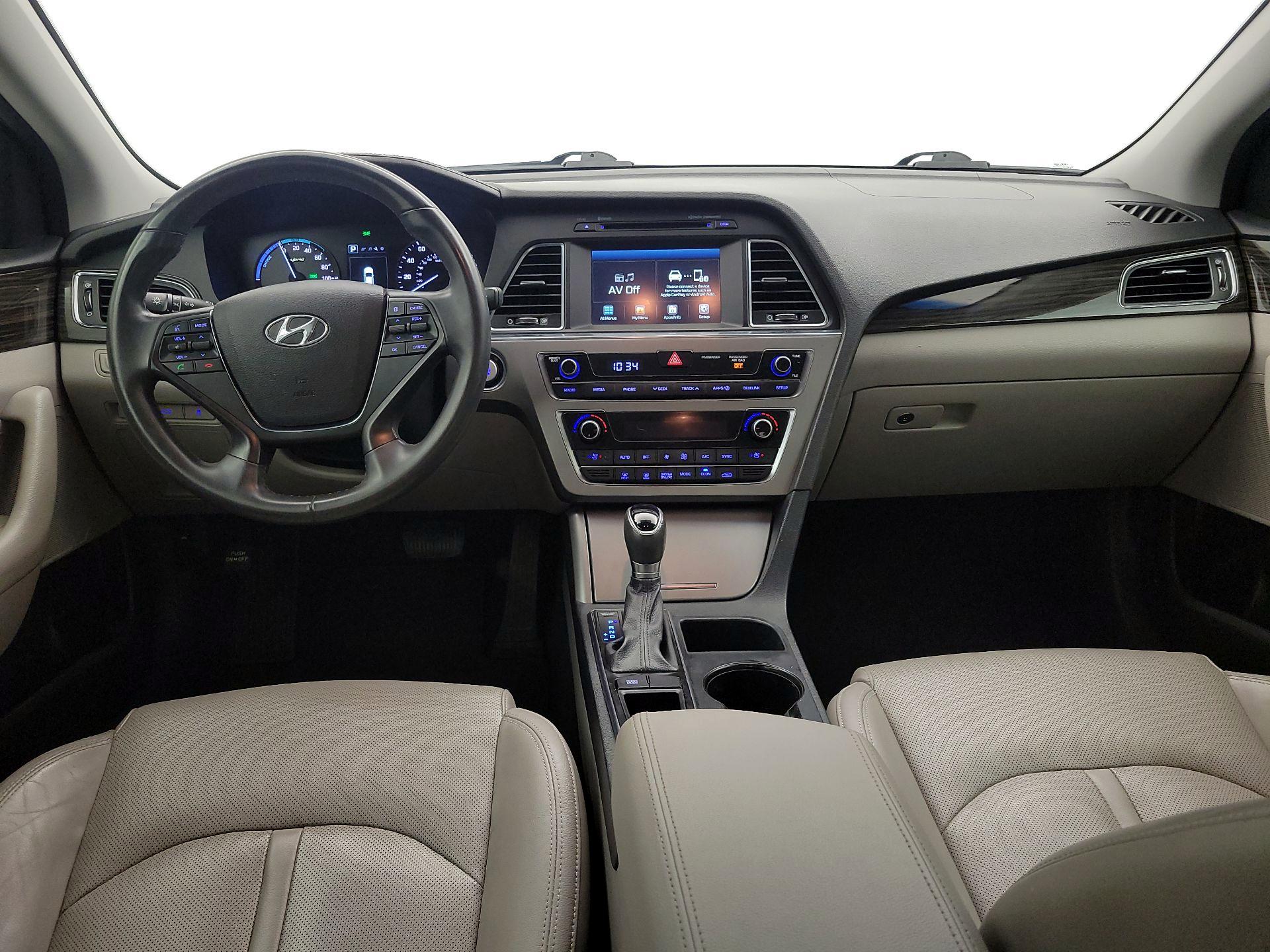 Thumbnail: 2017 Hyundai Sonata - 9