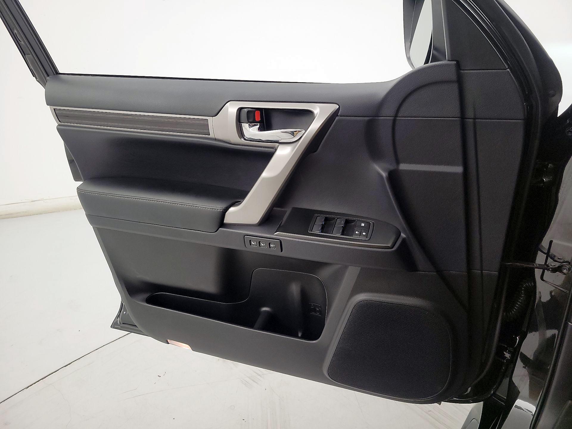 Thumbnail: 2022 Lexus GX - 12