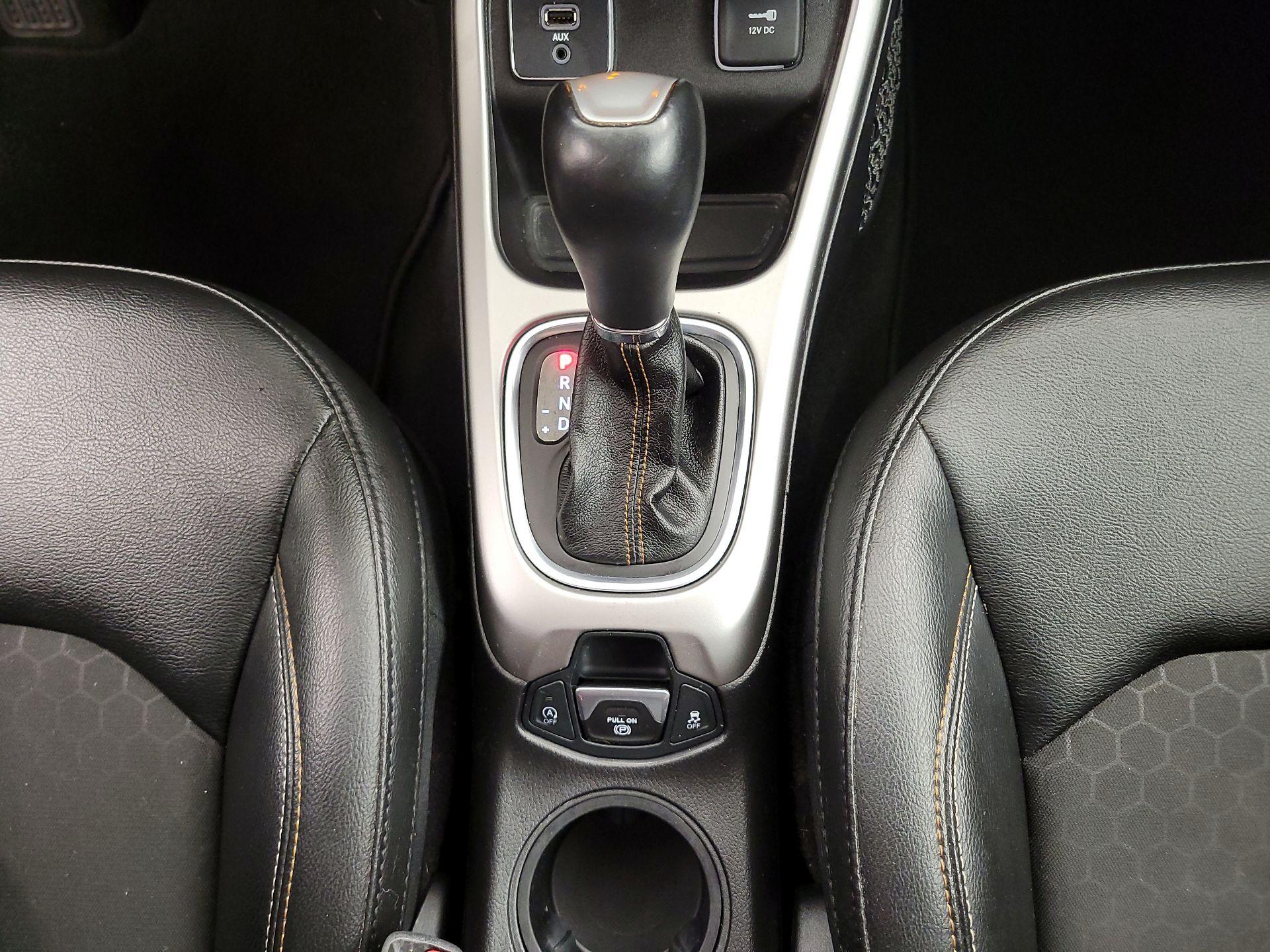 Thumbnail: 2020 Jeep Compass - 17
