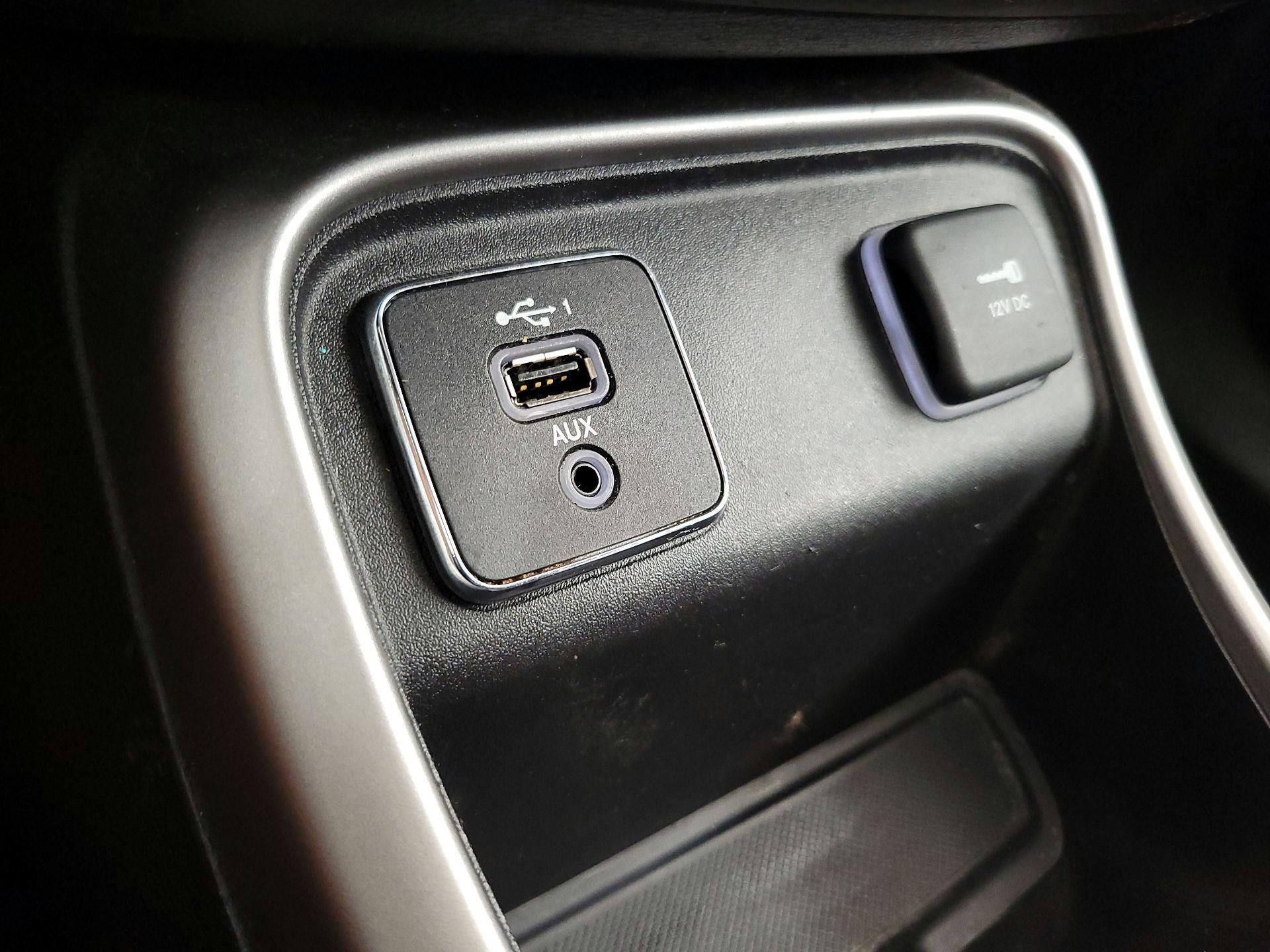 Thumbnail: 2020 Jeep Compass - 18